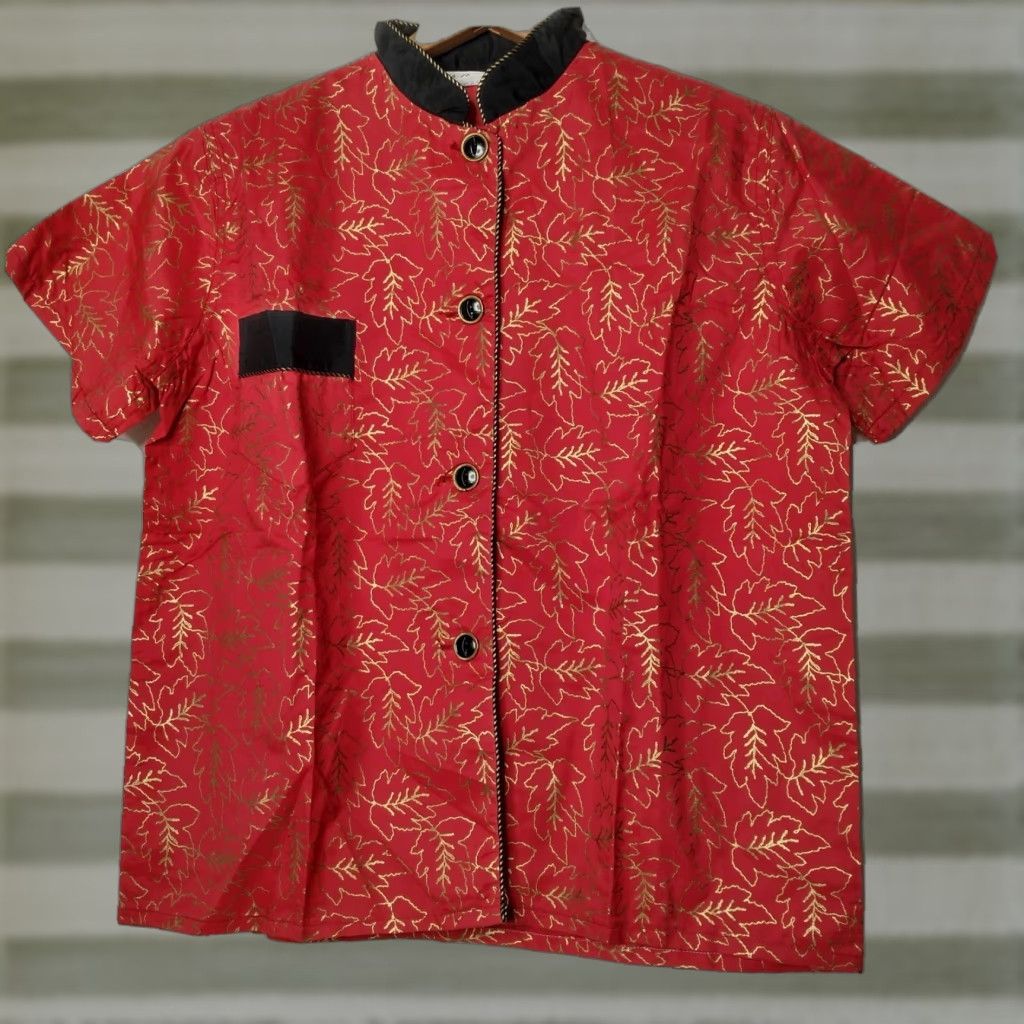 Vintage VINTAGE Lewis Frimel Women Sleepshirt Night Shirt Pink Leaf Print Button Short Sleeve Collared Gold Leaf Accent 34 Nightwear Womens Size XXS / US 00 / IT 34 - 1 Thumbnail