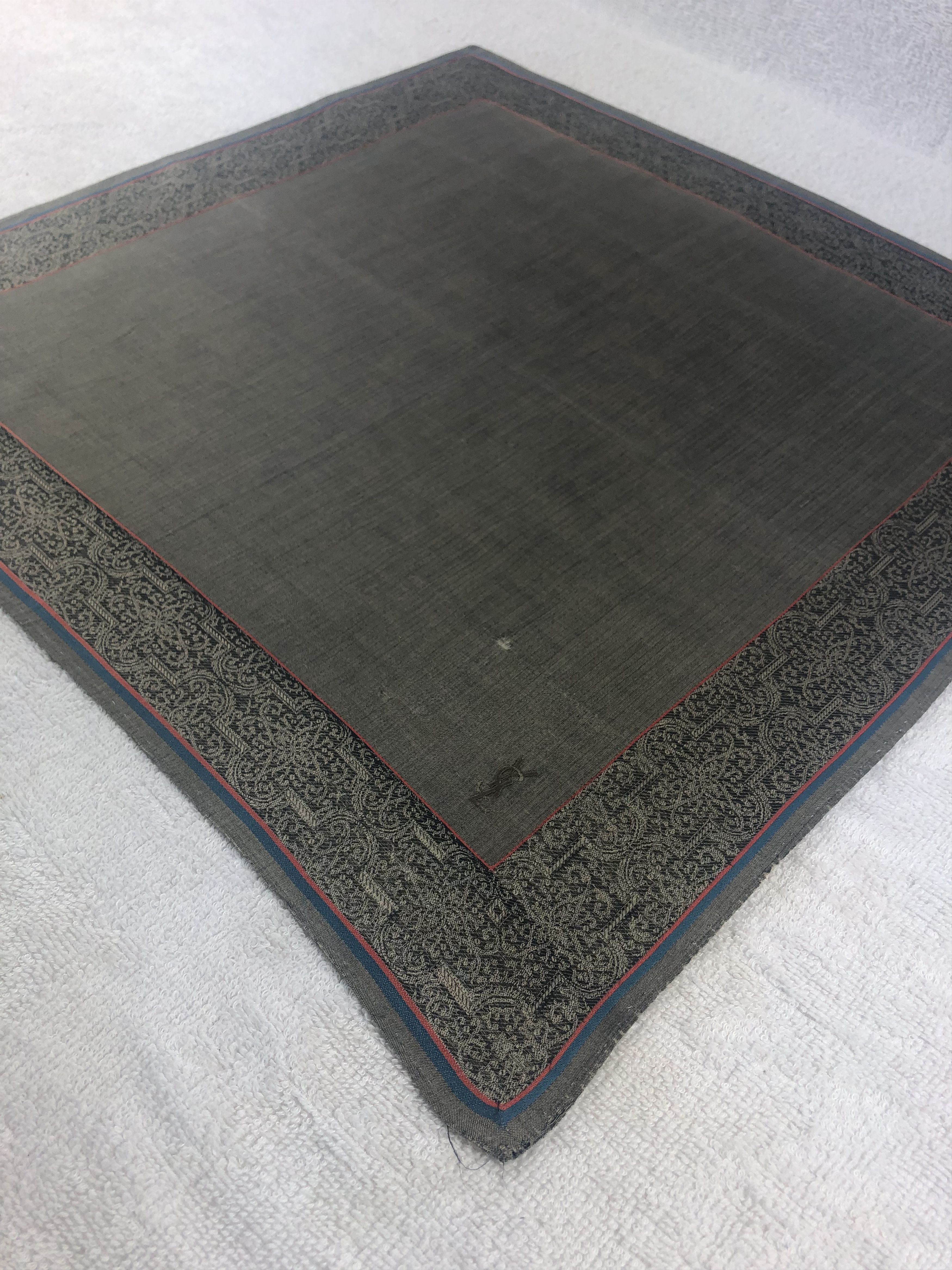 Yves Saint Laurent Yves Saint Laurent Handkerchief / Bandana / Neckerchief Size ONE SIZE - 4 Thumbnail