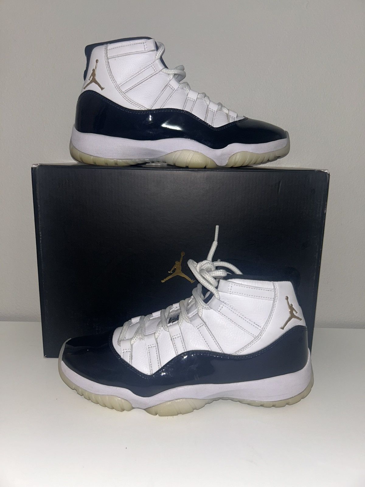 Jordan Brand Jordan 11 DMP Gratitude Size 9.5 Size US 9.5 / EU 42-43 - 2 Thumbnail