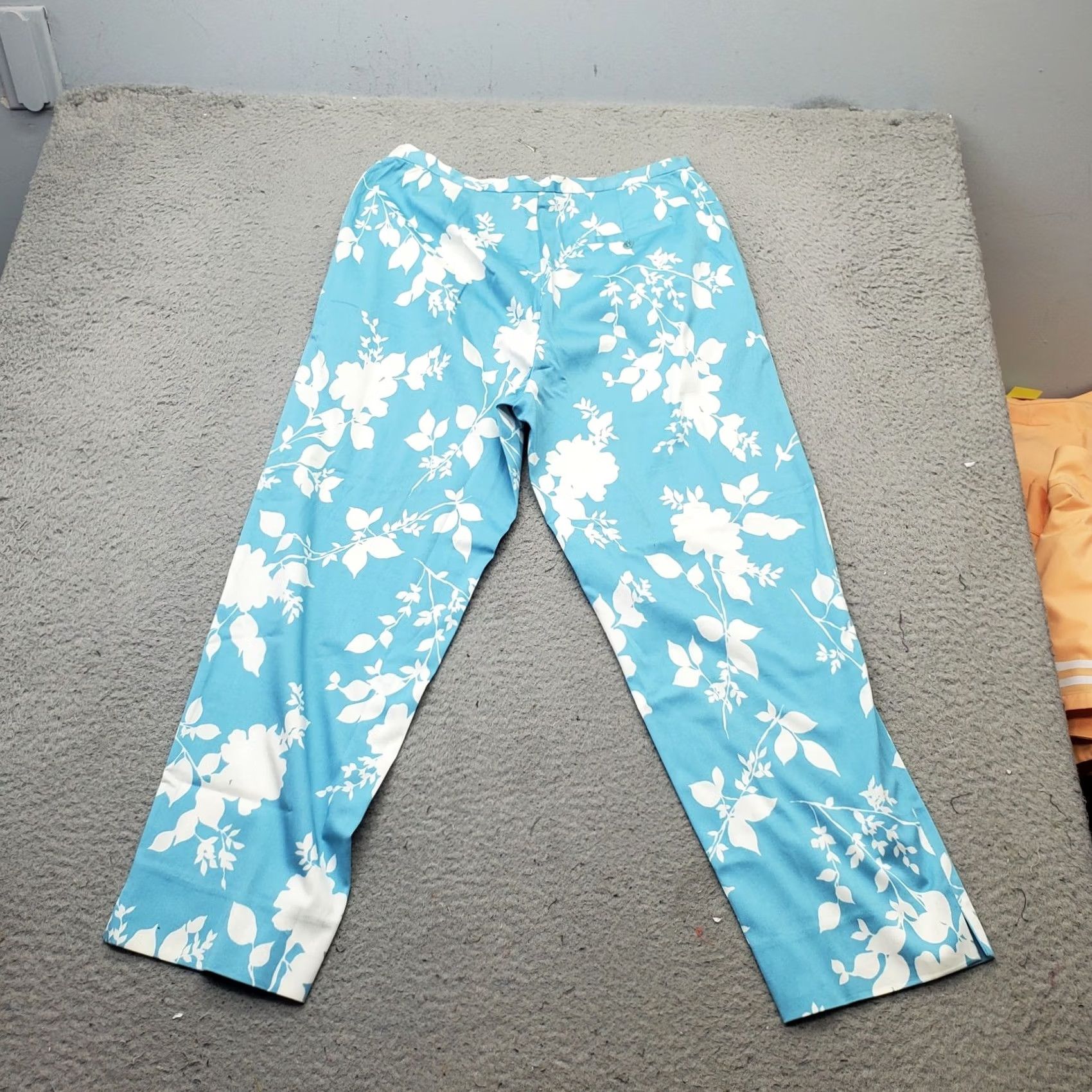 Vintage Kate Hill Pants Womens Size 8P 8 Petite Multi Floral Stretch Flat Front Straight Leg Size 30" / US 8 / IT 44 - 2 Thumbnail