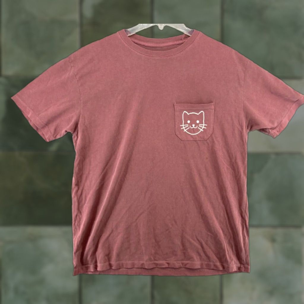 Vintage Alta Gracia Women's T-Shirt Large Pink Cat Graphic Pocket Casual Collared Jersey Size L / US 10 / IT 46 - 1 Thumbnail