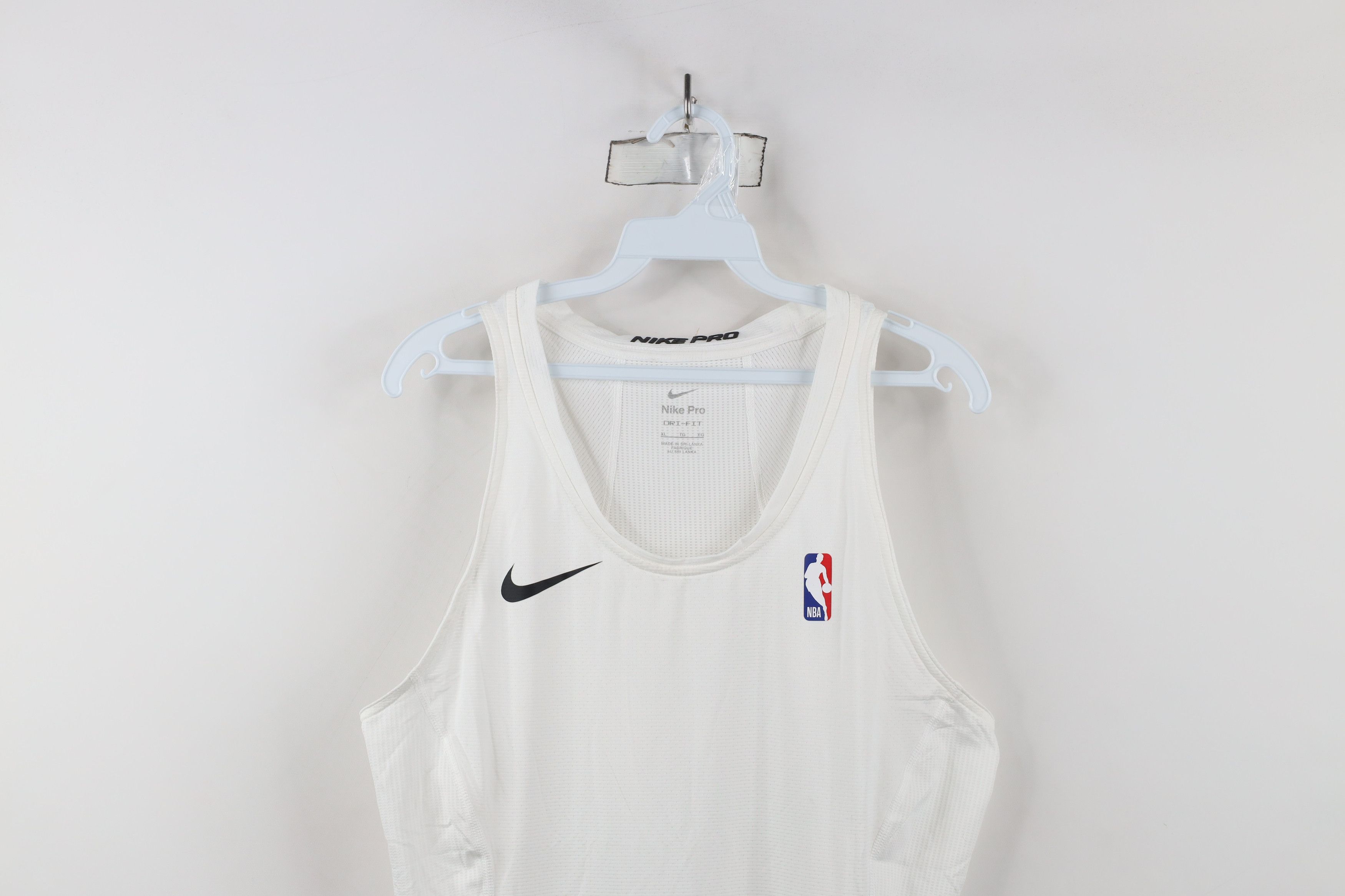 Nike × Vintage Vintage Pro NBA Authentics Fitted Training Tank Top T-Shirt Size US XL / EU 56 / 4 - 2 Thumbnail