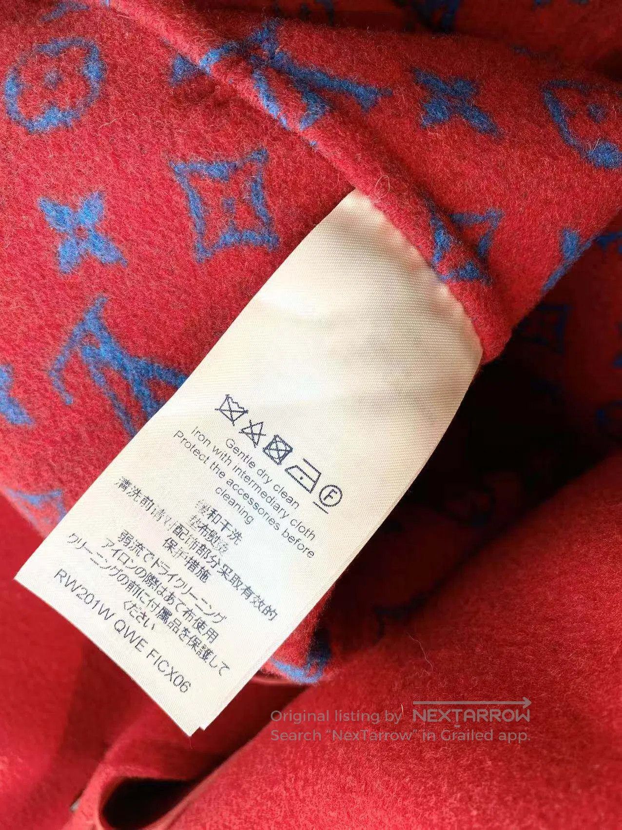 Louis Vuitton Louis Vuitton The inside is full of printed coats| Size XXS / US 00 / IT 34 - 5 Thumbnail