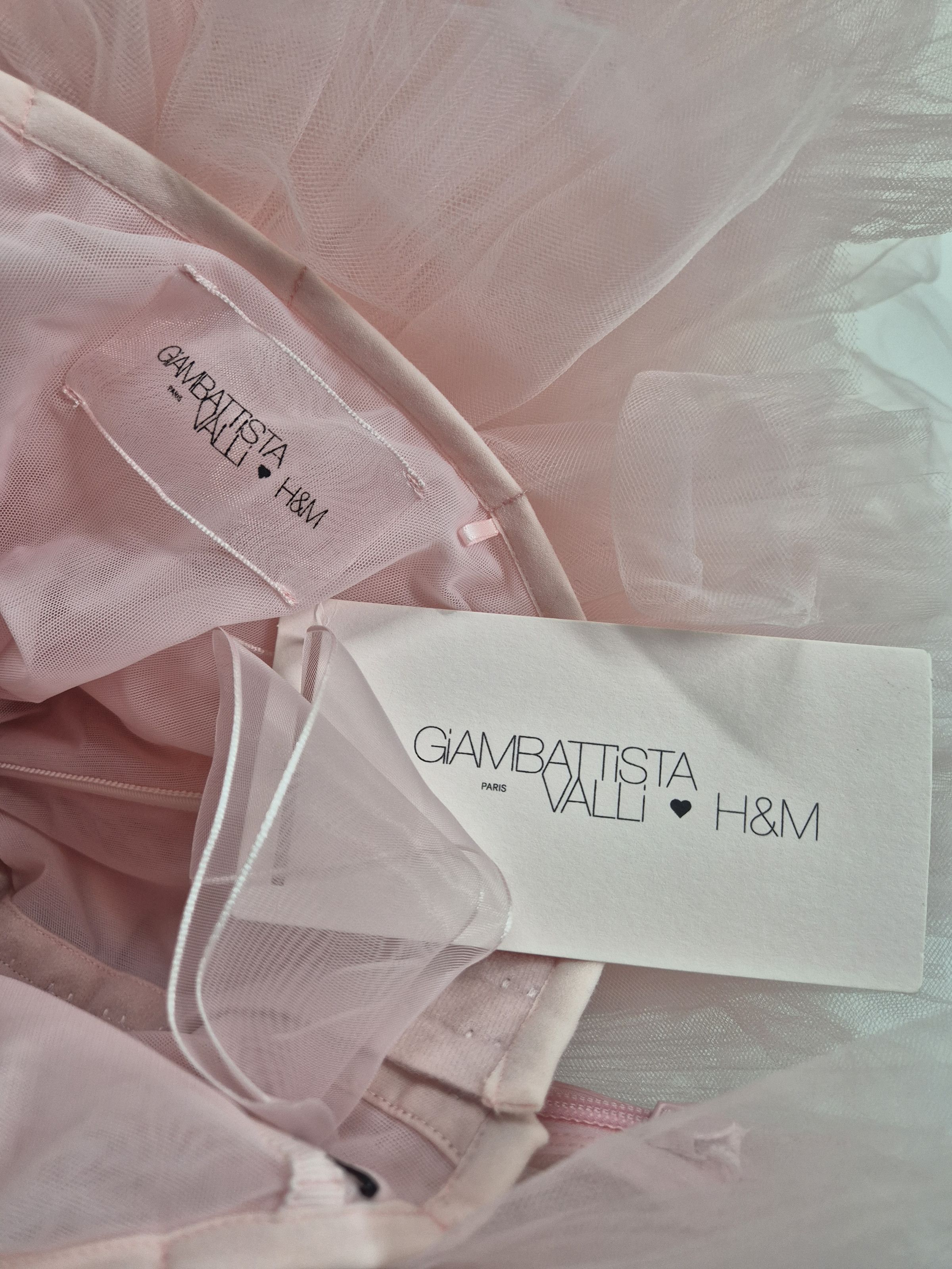 Giambattista Valli  H&M Giambattista Valli + H&M pink mini tulle dress |  Grailed