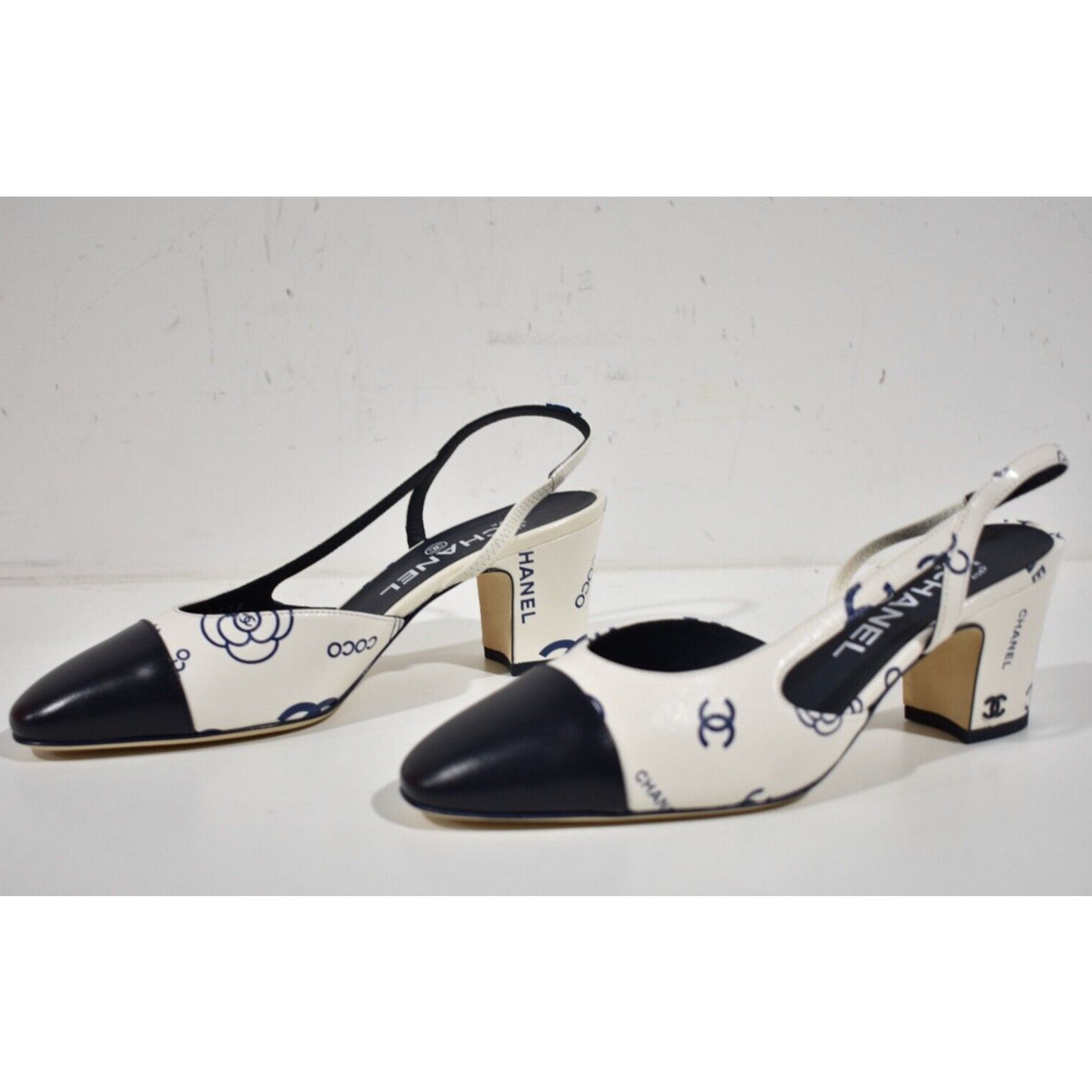 Chanel Chanel Sling White Blue CC Logo Slingback Sandal Heel 37 Size US 7 / IT 37 - 8 Thumbnail