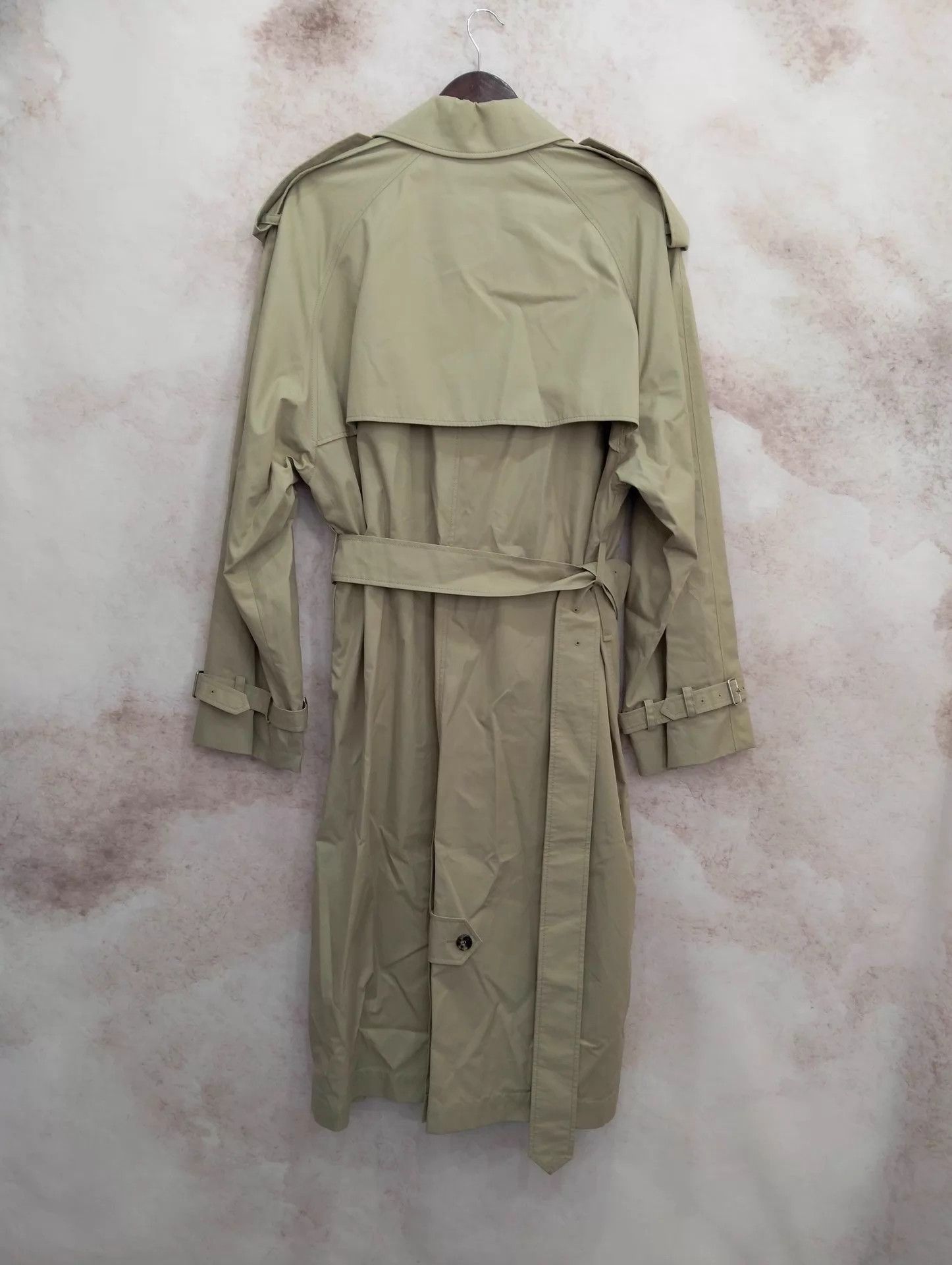 Burberry Burberry Solid Double-Breasted Trench 50 99 New Size US M / EU 48-50 / 2 - 2 Thumbnail