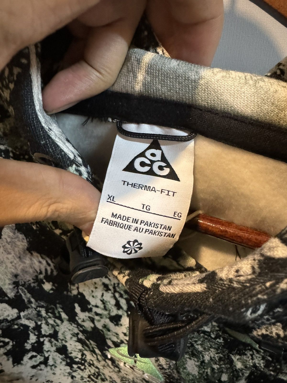 Nike ACG NIKE ACG HOODIE Size US XL / EU 56 / 4 - 4 Thumbnail