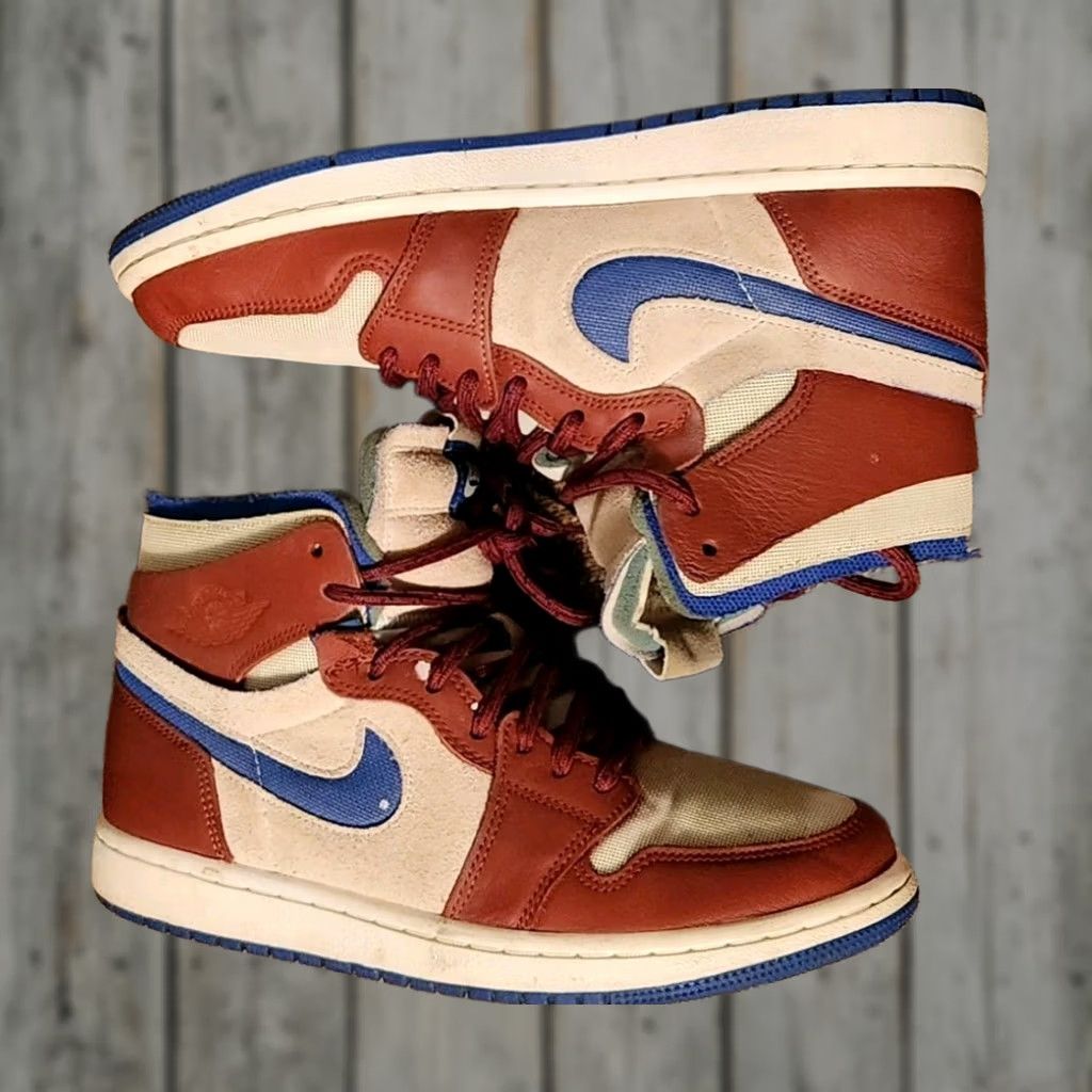 Jordan Brand Nike Air Jordan 1 Zoom Air CMFT Royal Redstone Womens 7 Sneaker High Top Leather Cushioned 2021 Basketball Mens Womens Girls Size US 7 / IT 37 - 1 Thumbnail