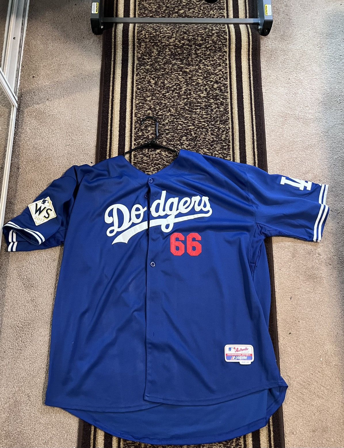 Other Dodgers 66 WS 2017 puig jersey Size US XL / EU 56 / 4 - 2 Thumbnail