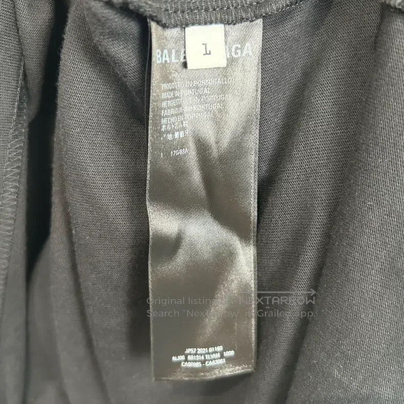Balenciaga Balenciaga Black Crystal Lettering Short Sleeve Size US S / EU 44-46 / 1 - 4 Thumbnail