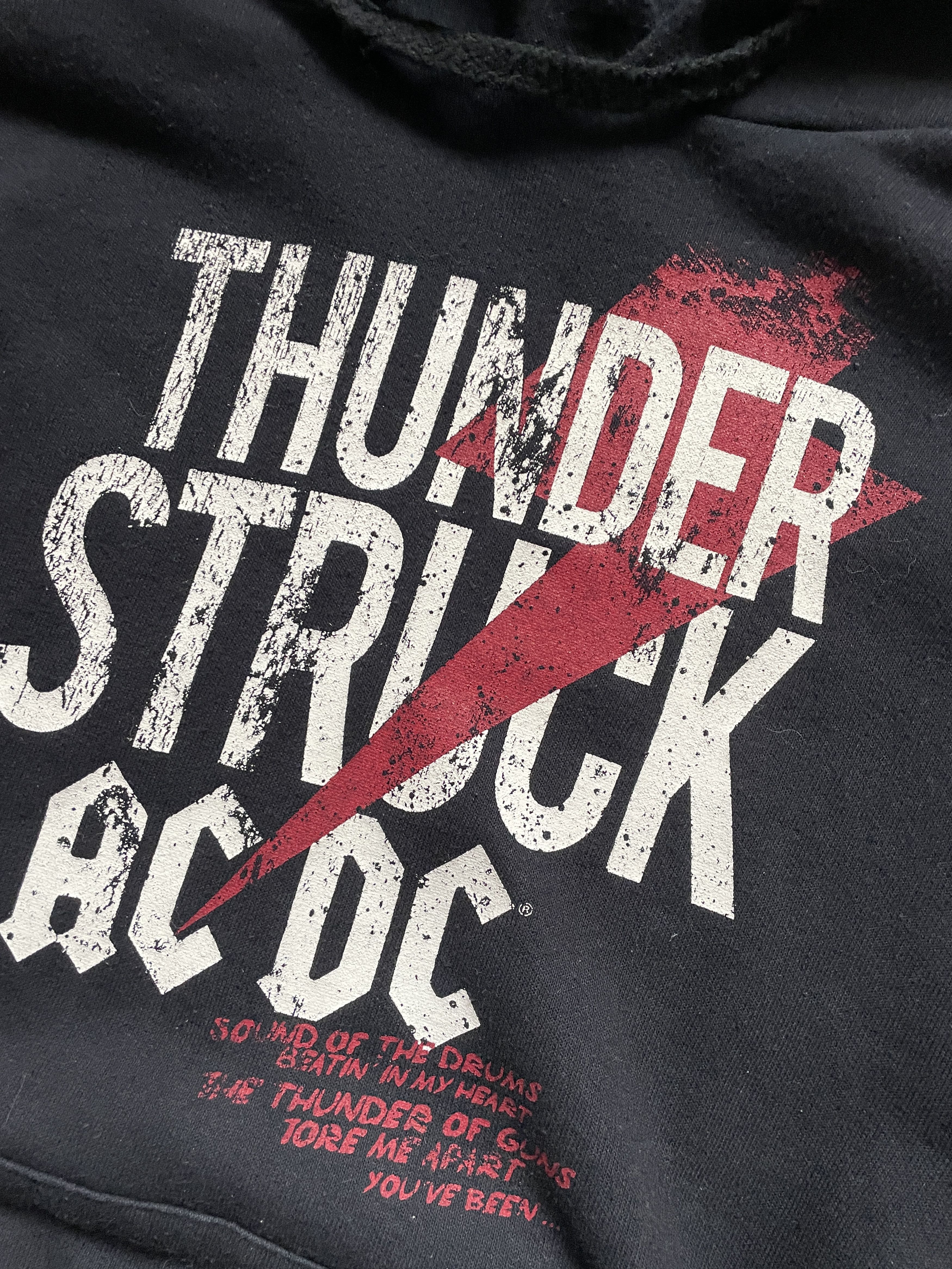 Band Tees Y2K AC/DC THUNDERSTRUCK BLACK VINTAGE METAL BAND HOODIE Size US M / EU 48-50 / 2 - 4 Thumbnail