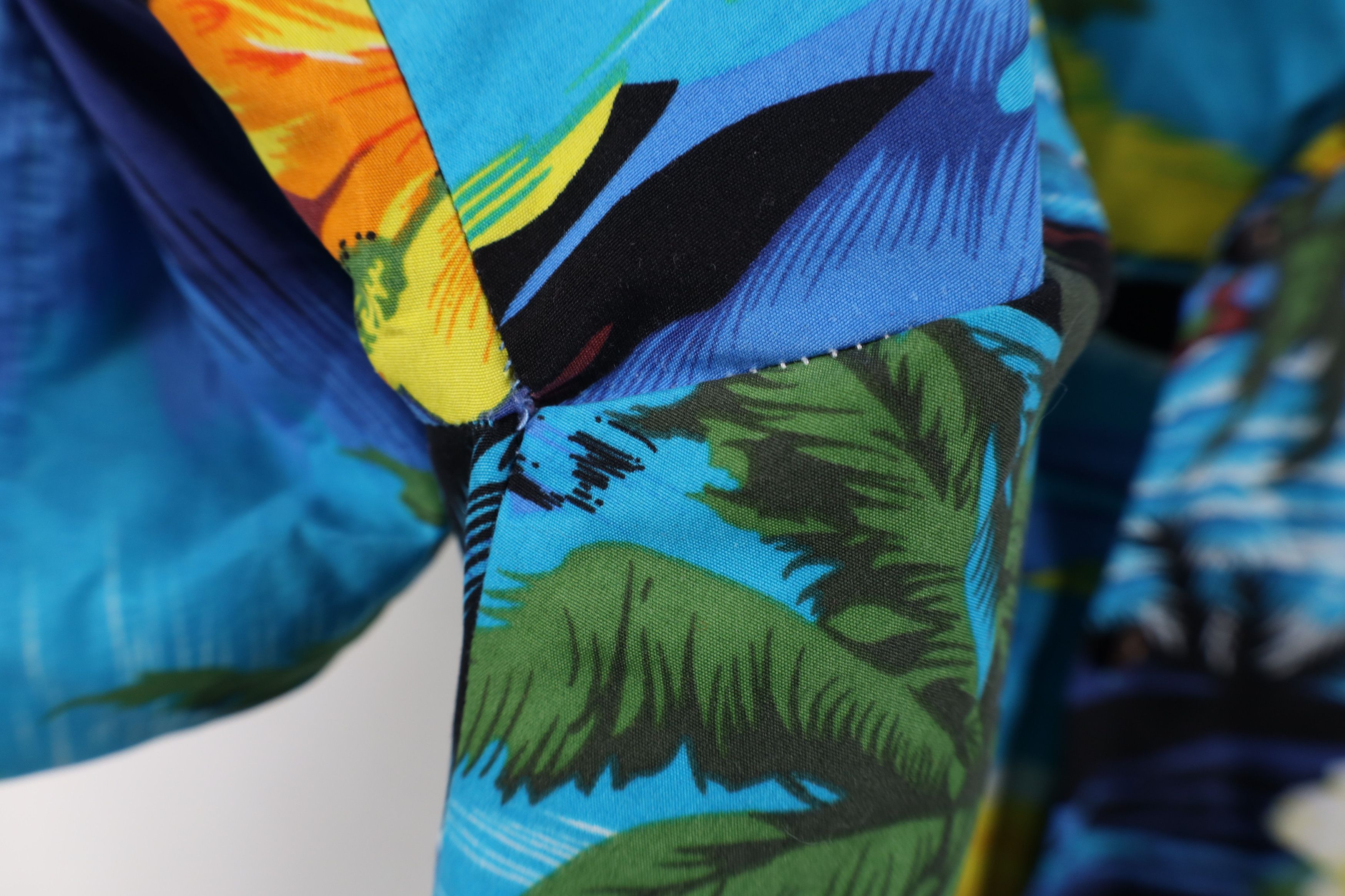 Vintage Vintage 90s Streetwear Luau Beach Hawaiian Button Shirt USA Size US XXL / EU 58 / 5 - 7 Thumbnail