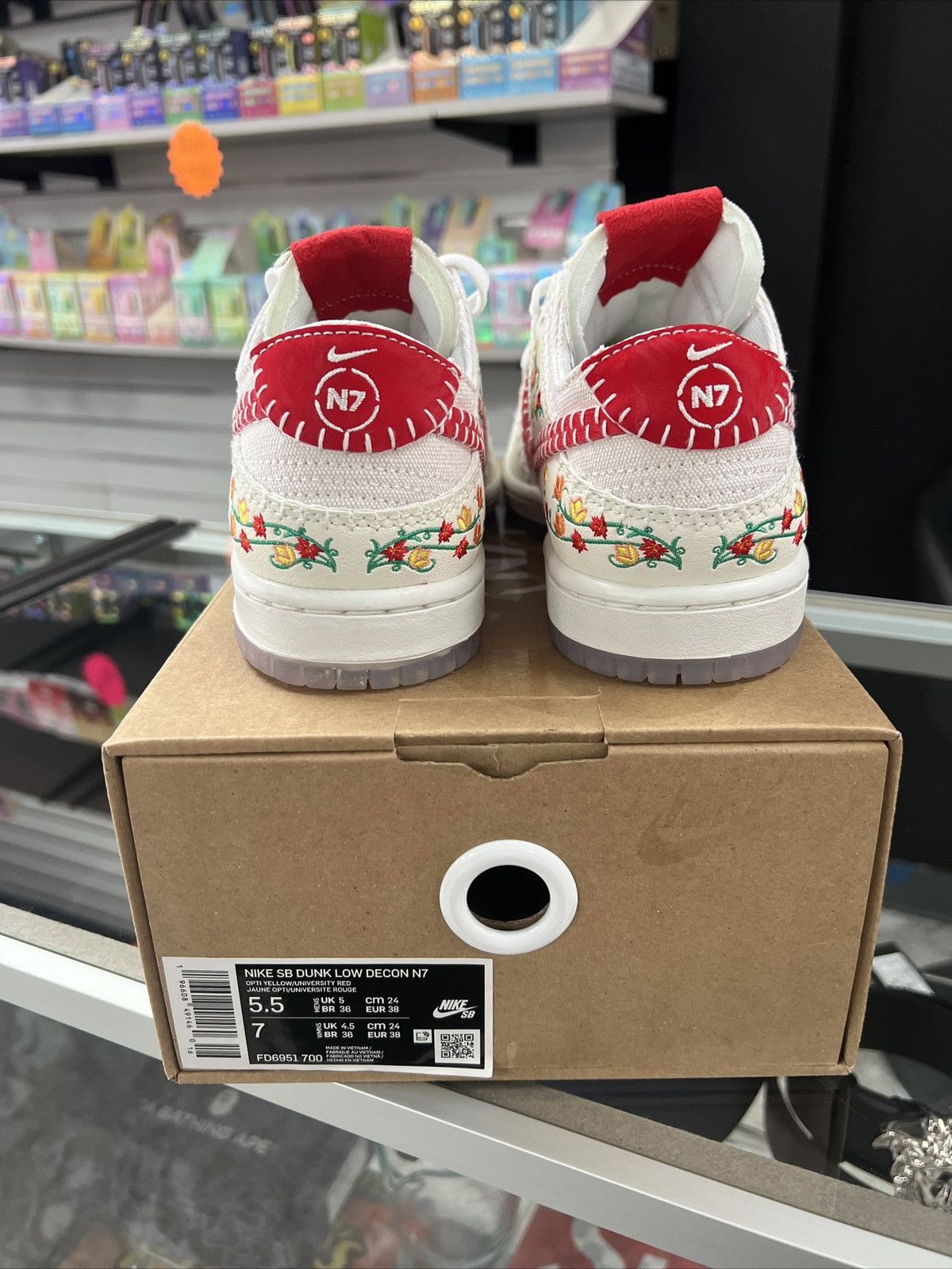 Nike Nike dunk sb low Decon n7 red Size US 5.5 / EU 38 - 2 Thumbnail