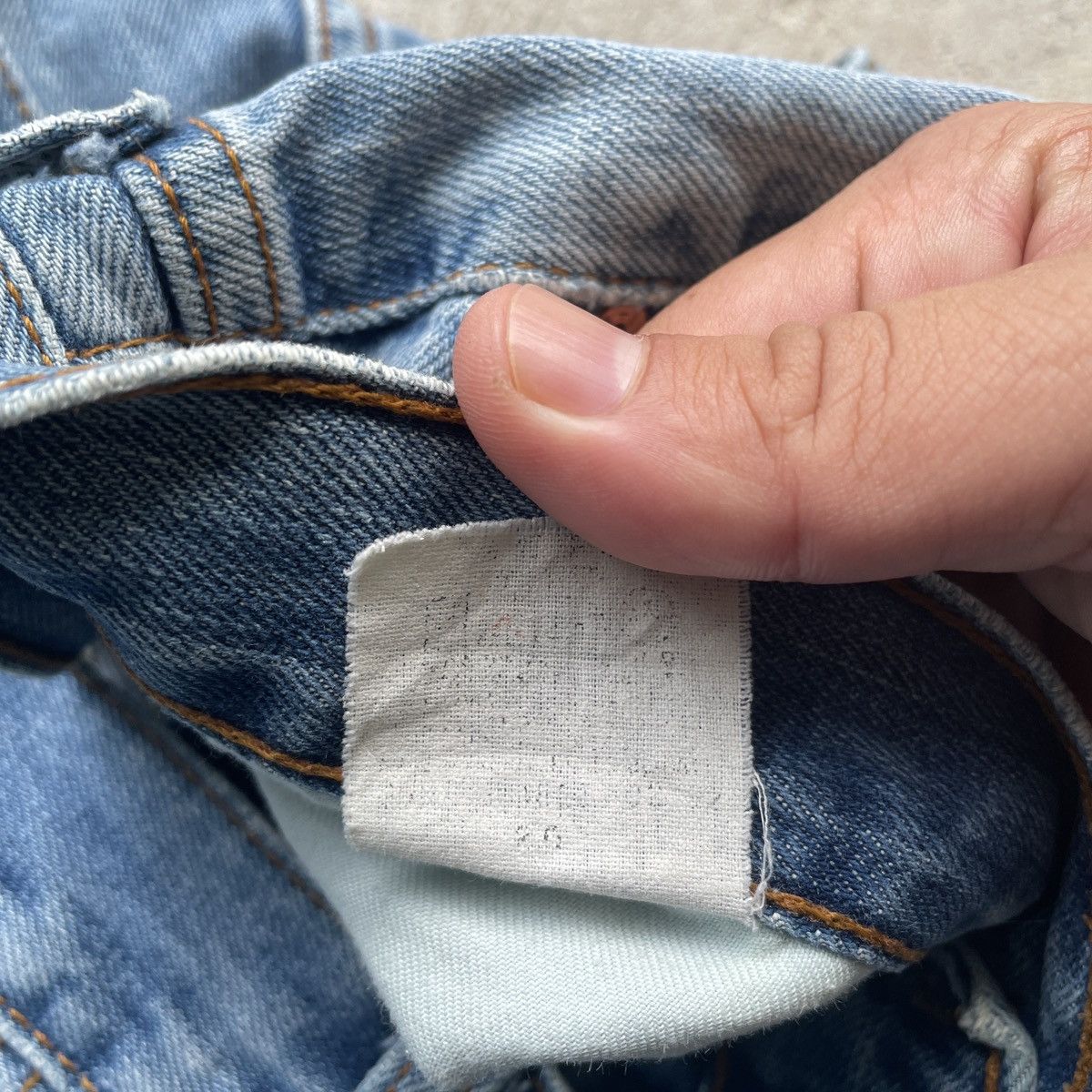 Levi's Vintage Clothing Vintage Levi’s 512 Faded Denim Jeans Pants W31x30 Size US 31 - 9 Thumbnail