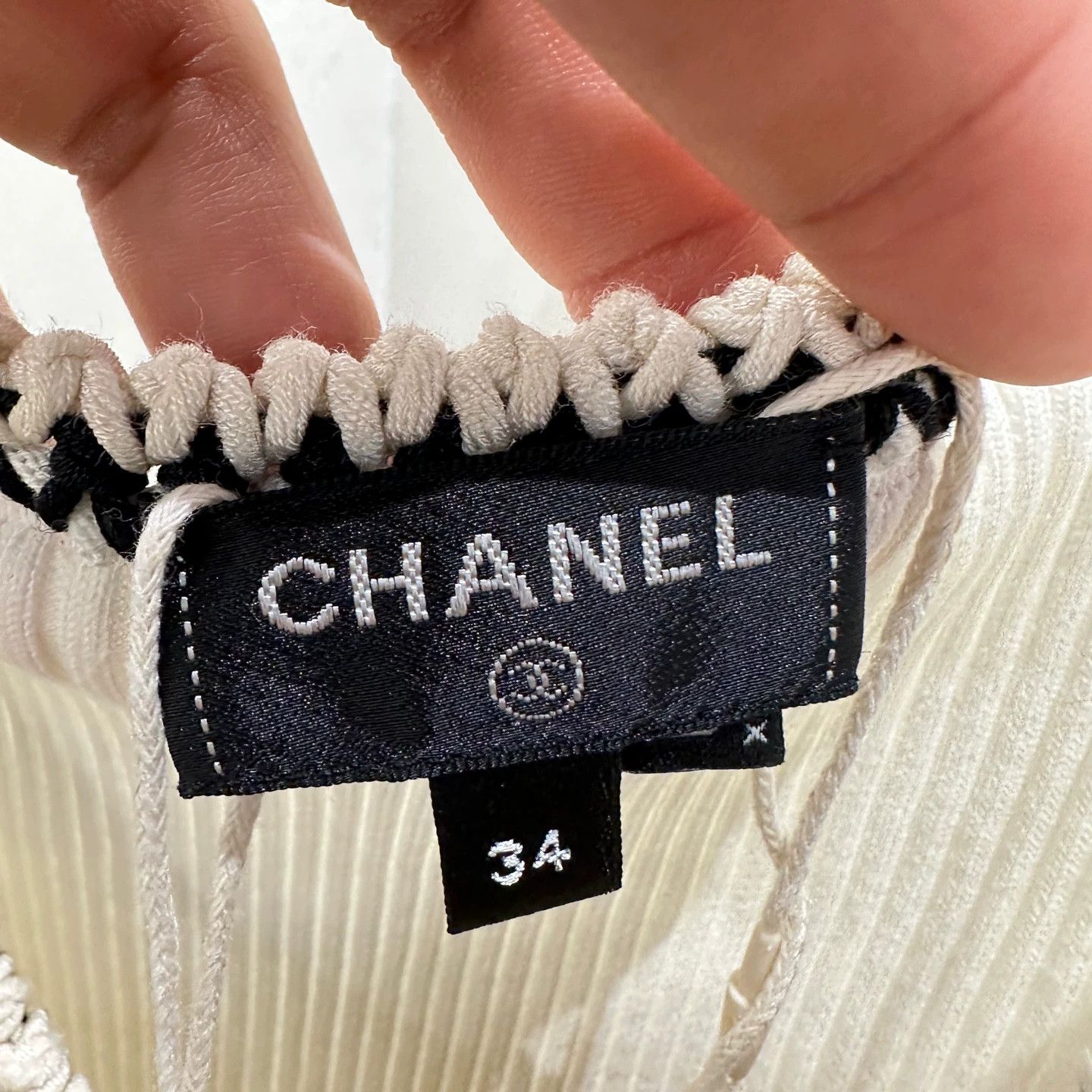 Chanel Chanel may325 22c Black Trim Knit Vest Dress 34 FR Size XS / US 0-2 / IT 36-38 - 3 Thumbnail