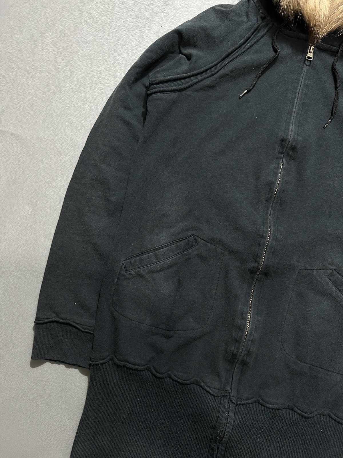Le Grande Bleu (L.G.B.) DISTRESSED WORLDWIDE Zip Fur Hoodie IfSixWasNine LGB STYLE Size US S / EU 44-46 / 1 - 3 Thumbnail