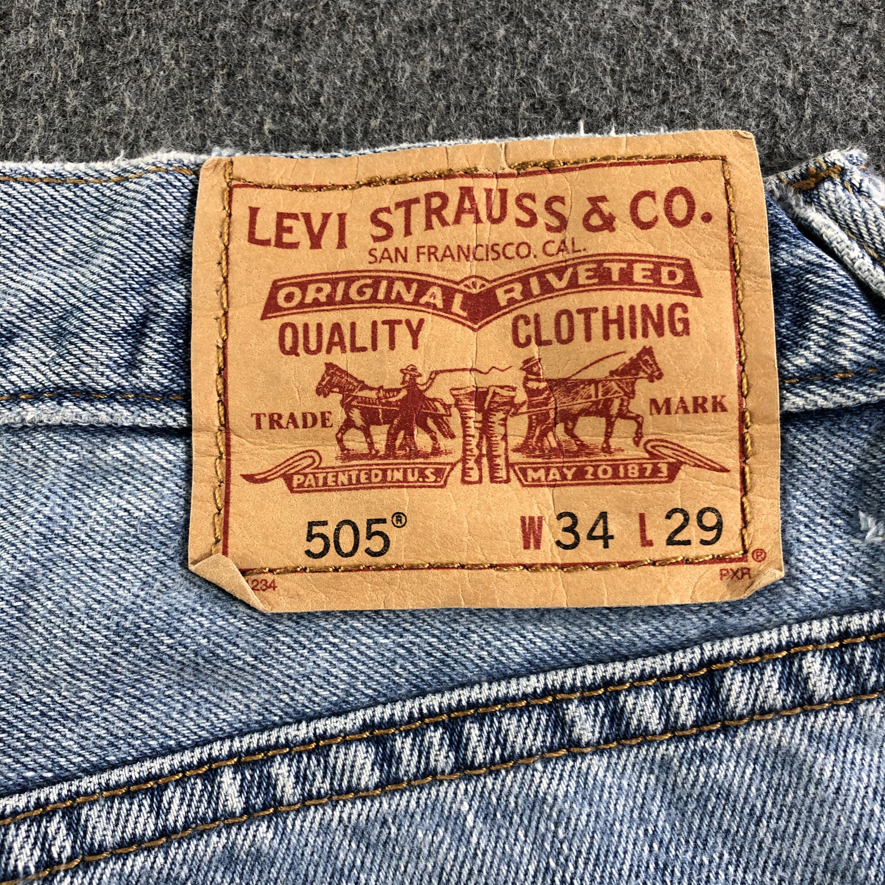 Levi's Vintage Blue Wash Levis 505 Jeans-J3046 Size US 35 - 5 Thumbnail
