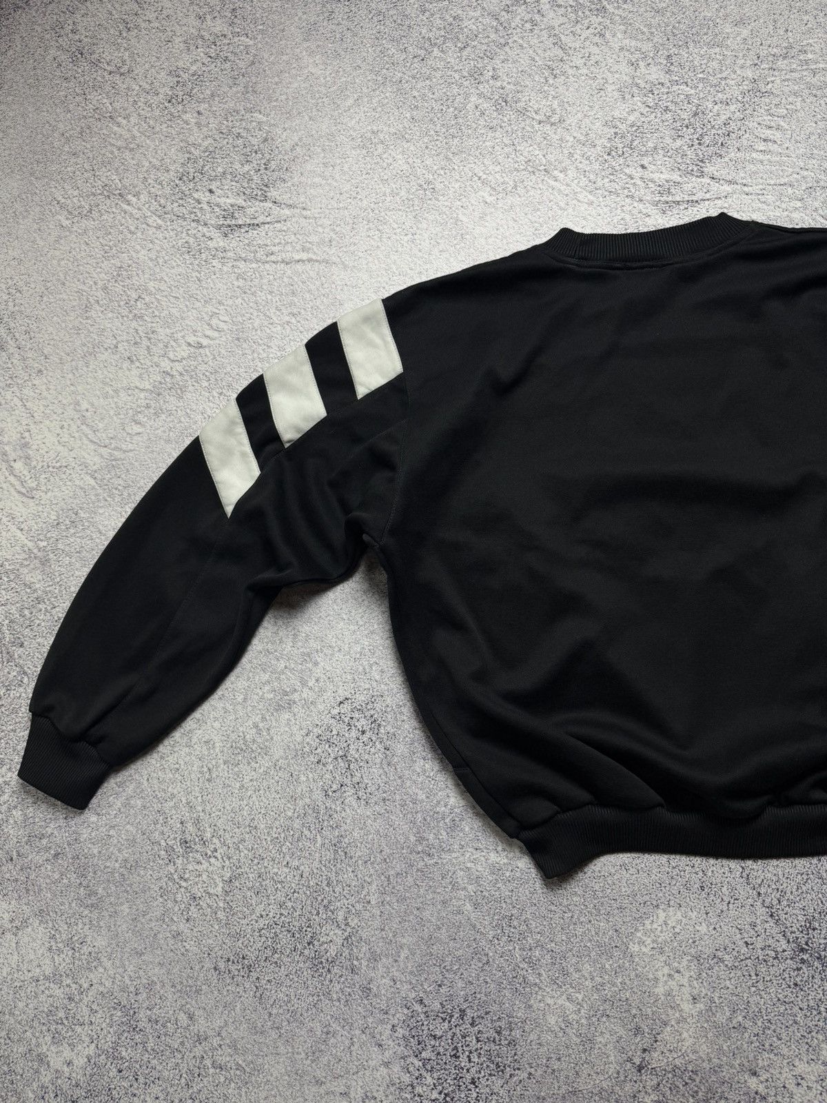 Adidas Vintage 90s Adidas Sweatshirt 3 Stripes Street Sport Style Size US M / EU 48-50 / 2 - 14 Thumbnail