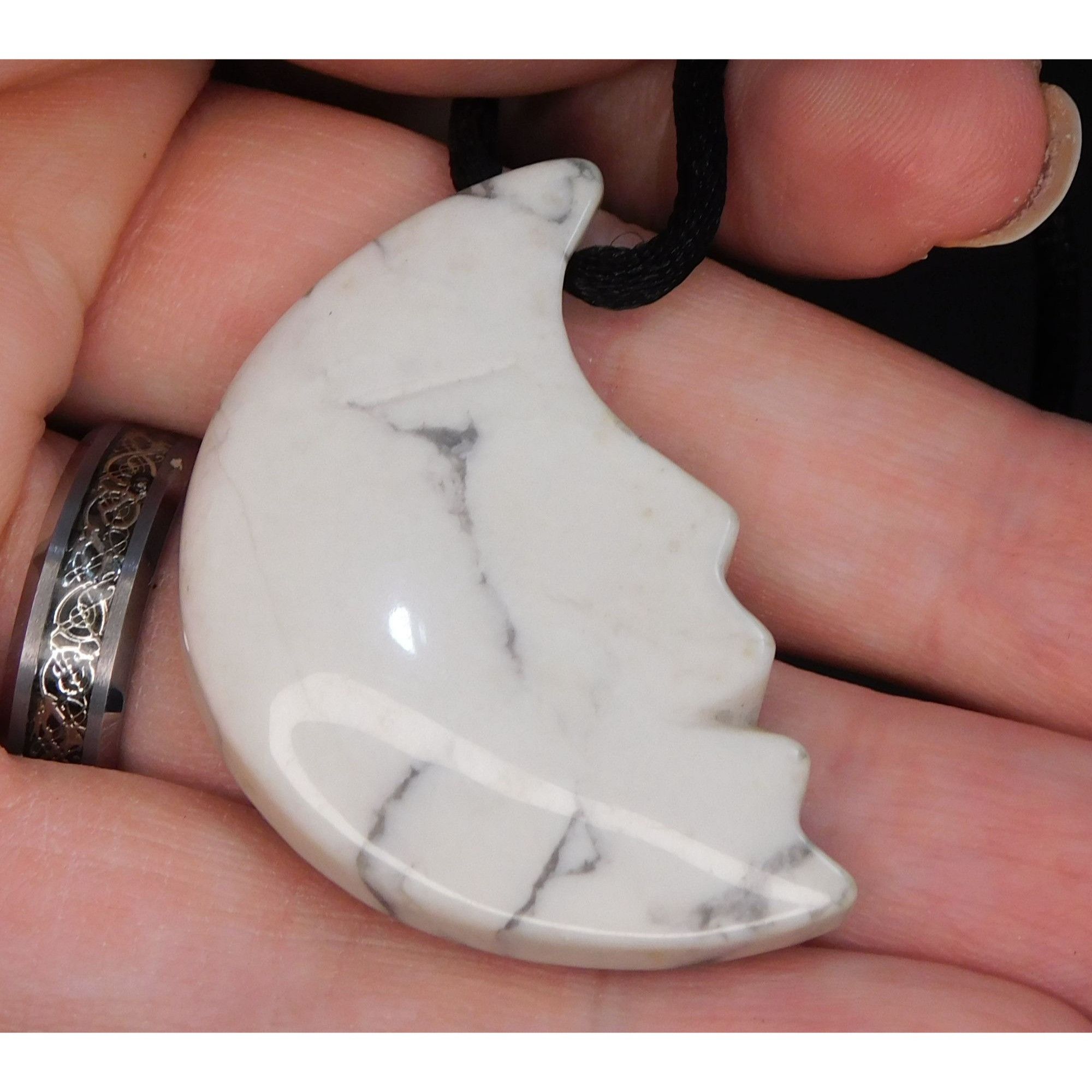 Other Whimsygoth Witchy Howlite Moon Necklace Size ONE SIZE - 5 Thumbnail