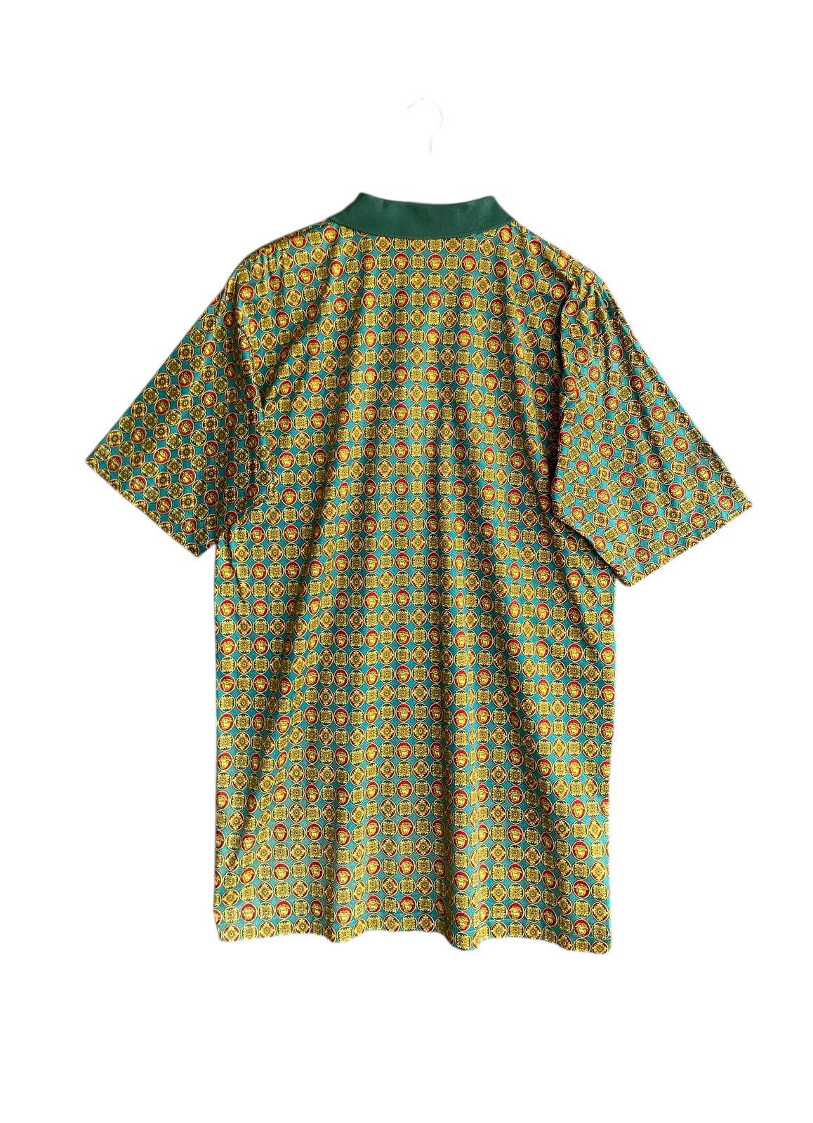 Versus Vintage Brand Versusu Gianni Versace Full Print Shirt 2000s Size US L / EU 52-54 / 3 - 2 Thumbnail