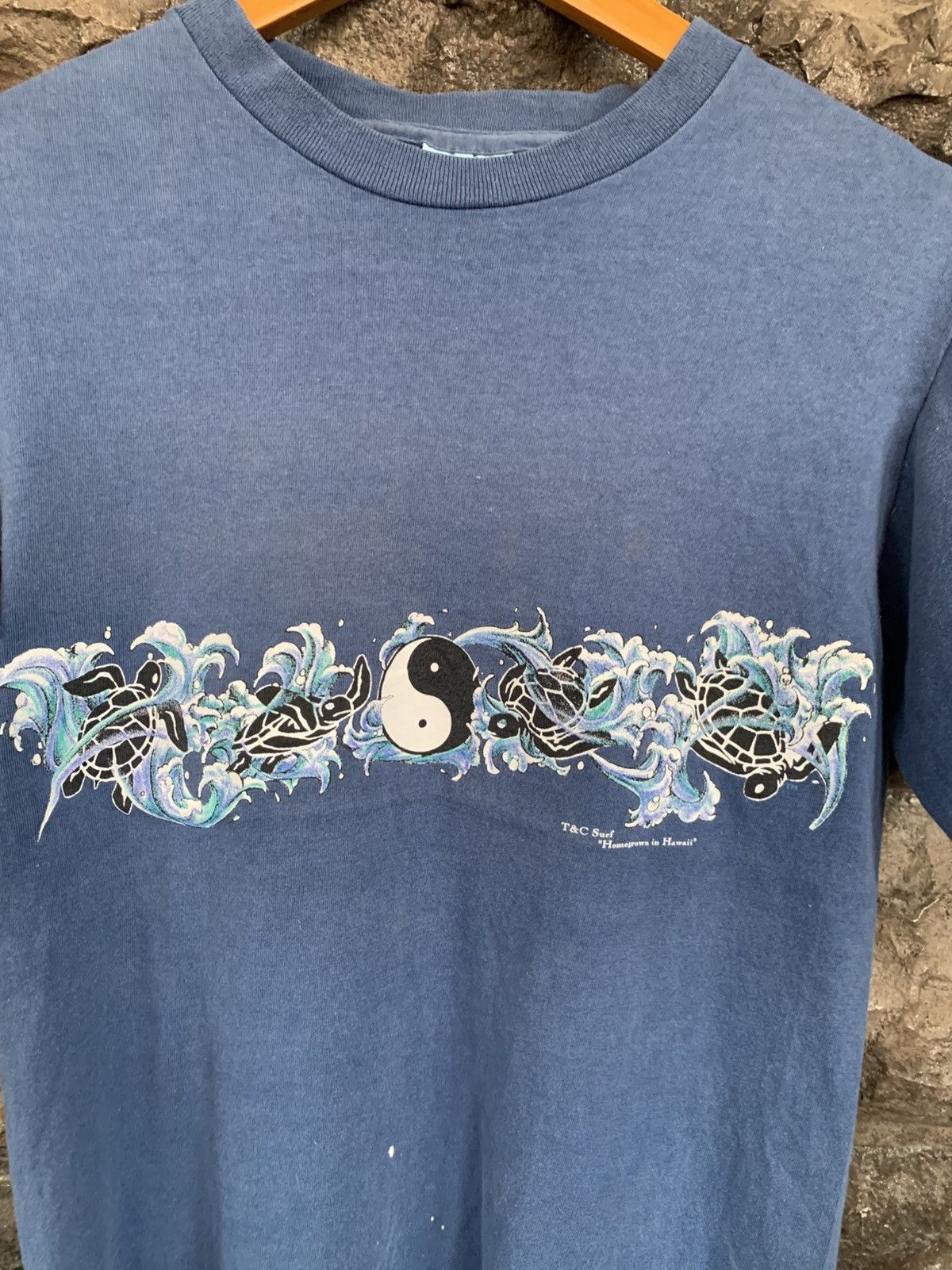 Vintage Vintage 90s T&C Hawaii Surfboards / Surfing / Surf T shirt Size US S / EU 44-46 / 1 - 2 Thumbnail