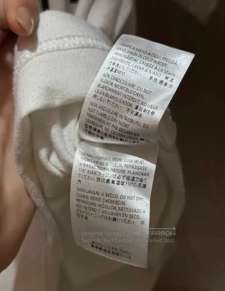 Balenciaga Balenciaga Multilingual Short Sleeve Size US XS / EU 42 / 0 - 4 Thumbnail