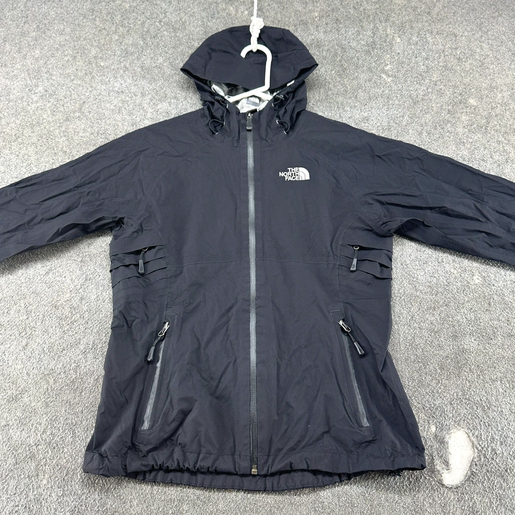 The North Face The North Face Windbreaker Jacket Womens Small Black Hooded Nylon Dryvent Shell Regular Fit Modern Outdoors Mens? Size S / US 4 / IT 40 - 3 Thumbnail