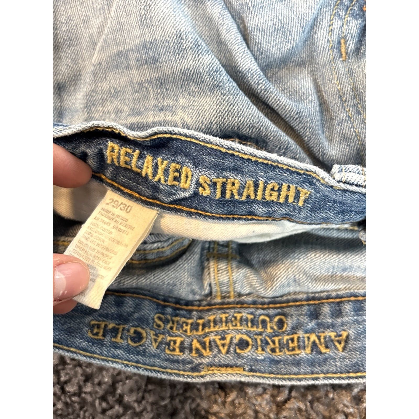 American Eagle Outfitters American Eagle Outfitters Jeans Men 30x29 Light Wash Relaxed Straight Blue Logo Distressed 5-Pocket Denim 29 Inseam Regular XS-? Size US 30 / EU 46 - 5 Thumbnail