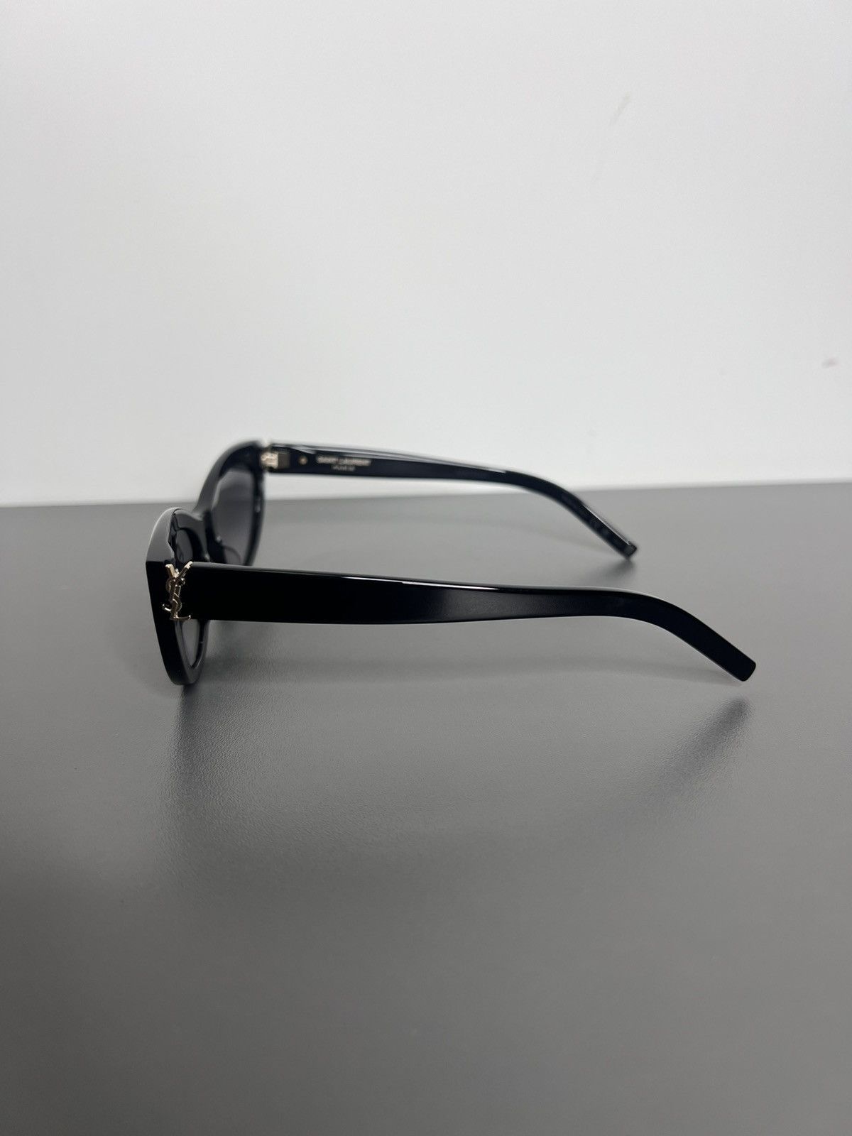 Saint Laurent Paris Saint Laurent Sunglasses Size ONE SIZE - 5 Thumbnail