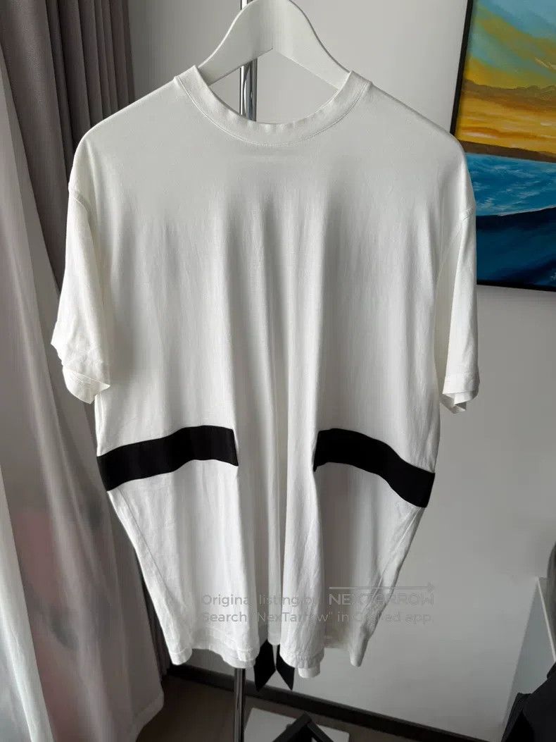 Givenchy Givenchy Loose Fit Cross Print T-Shirt Size US XXS / EU 40 - 2 Thumbnail