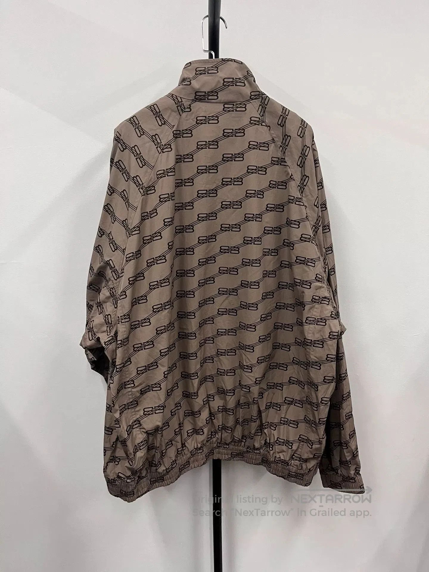 Balenciaga Balenciaga SS22 Logo Print Stand Collar Zip Loose Jacket. Size US S / EU 44-46 / 1 - 2 Thumbnail