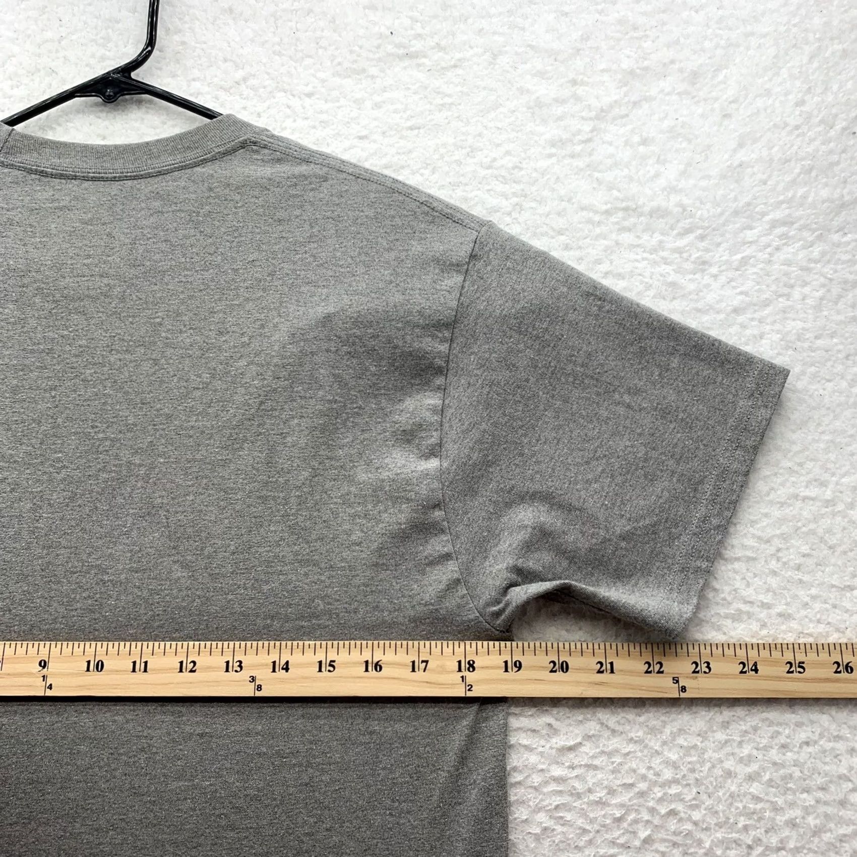 Hanes Hanes T-Shirt Mens Medium M Batman DC Universe Spell Out Dad Gray Size US M / EU 48-50 / 2 - 7 Thumbnail