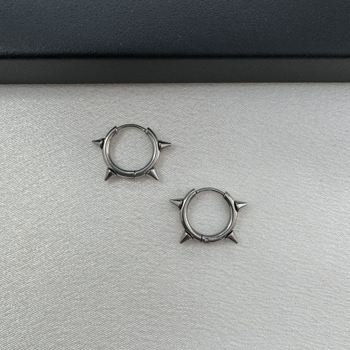 Other 14mm Spiked Hoop Earrings for Men Women Hip Hop Punk Unisex Size ONE SIZE - 2 Thumbnail