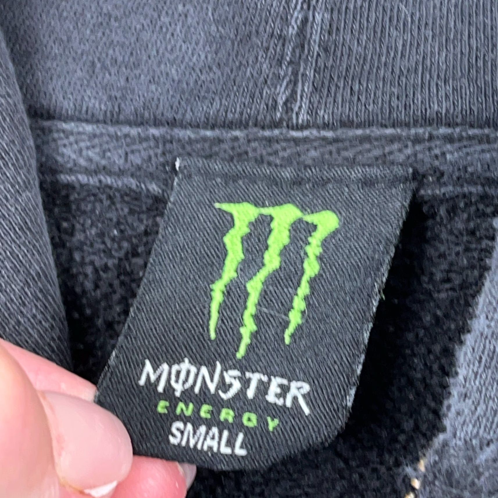 Thrasher VINTAGE Monster Energy Hoodie Men Small Full Zip Grunge Y2K Skate Logo Black Polyester Fleece All Seasons Classic Sports 90s Mens Size US S / EU 44-46 / 1 - 3 Thumbnail
