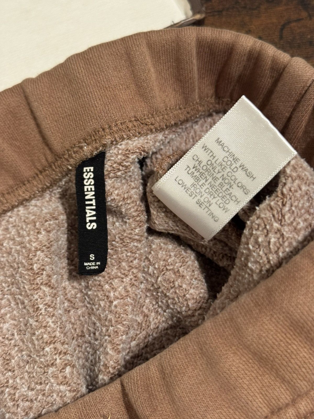 Fear of God OG Fear of God Essentials Sweatpants Tan SZ Medium🔥 Size US 32 / EU 48 - 13 Thumbnail