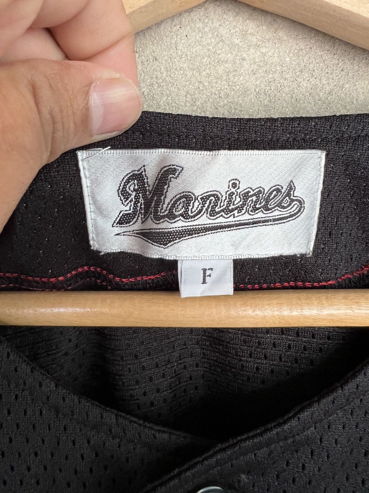 Japanese Brand Vintage Marines Chiba Lotte Jersey Shirt Size US L / EU 52-54 / 3 - 4 Thumbnail