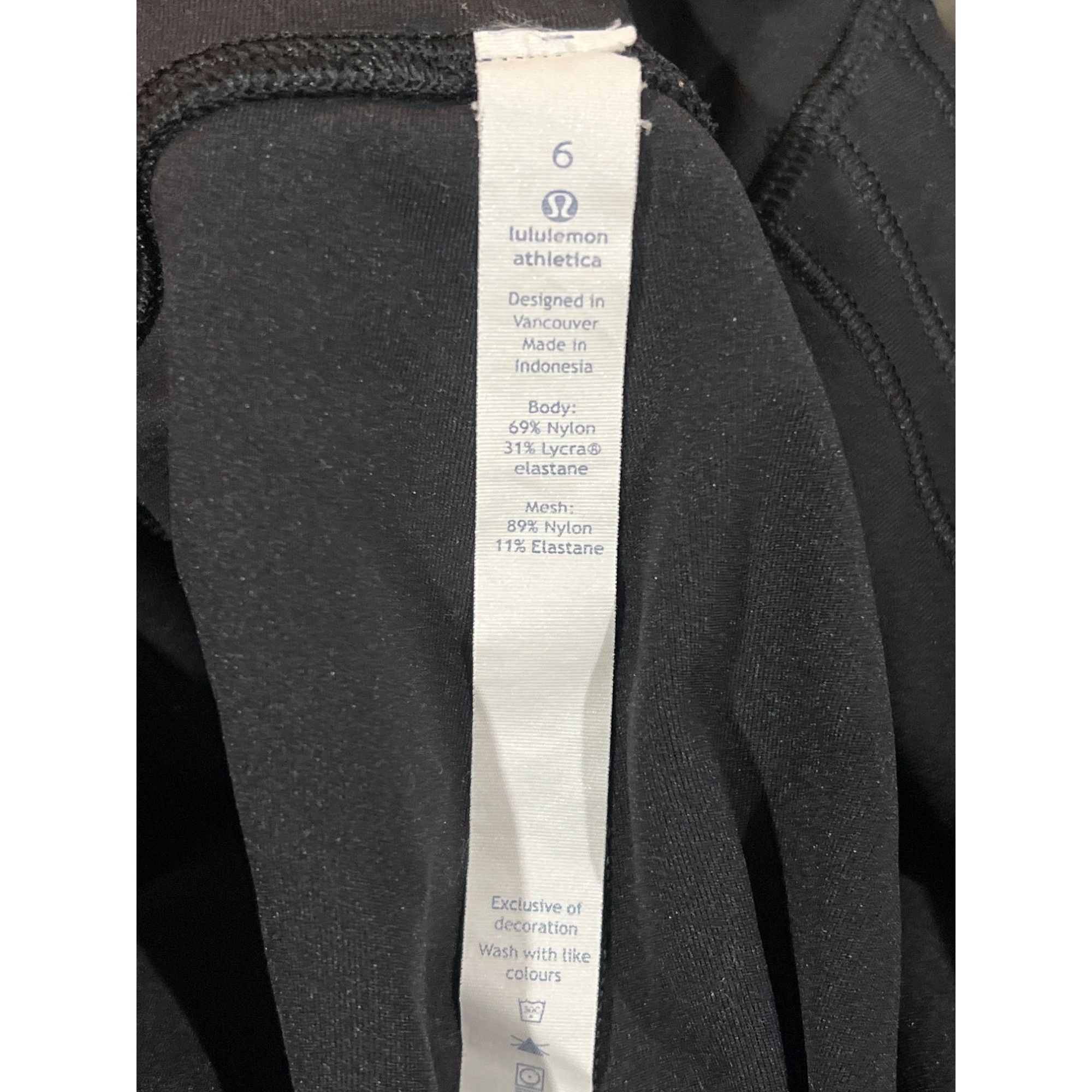 Lululemon 𝓛𝓾𝓵𝓾𝓵𝓮𝓶𝓸𝓷 Train Times Crop (17")Black Size 28" / US 6 / IT 42 - 3 Thumbnail