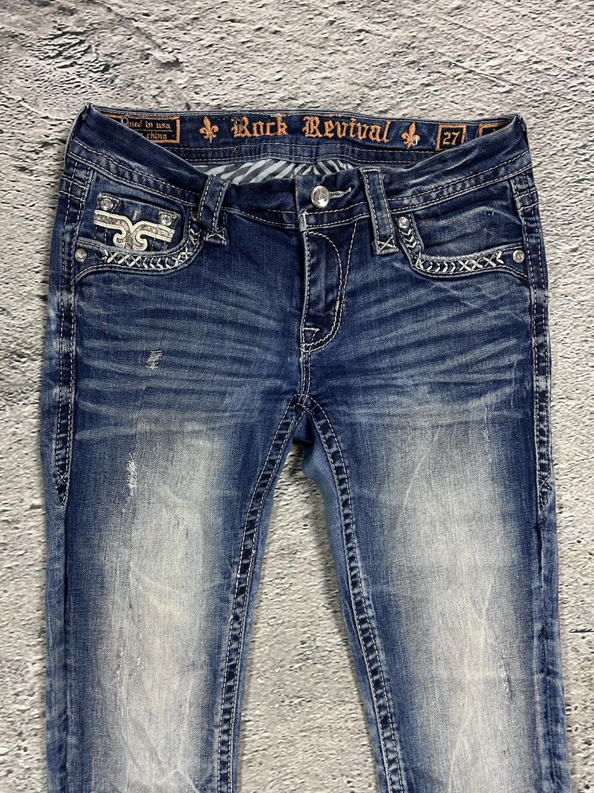 Rock Revival Rock Revival vintage rhinestone snakeskin jeans Y2K flared Size 27" / US 4 / IT 40 - 7 Thumbnail