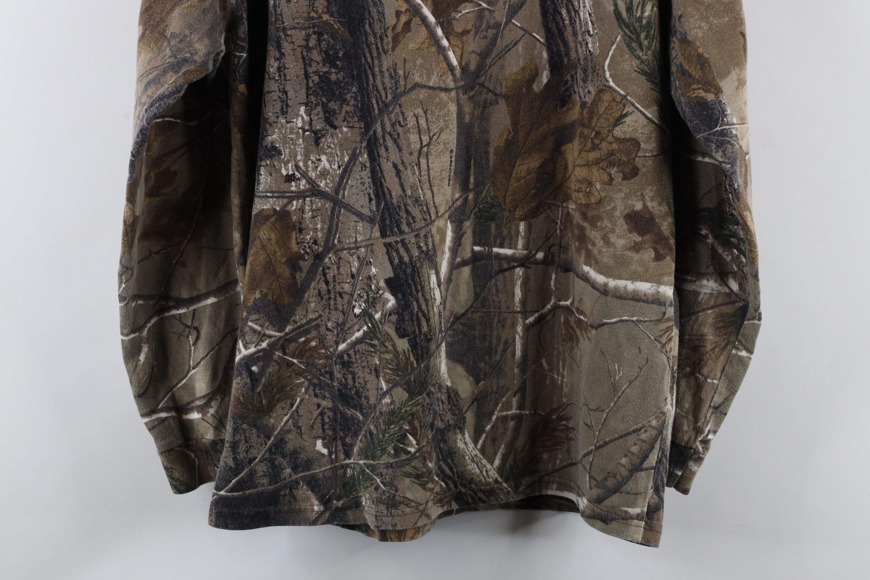 Vintage Vintage Streetwear Realtree Camouflage Turtleneck T-Shirt Size US M / EU 48-50 / 2 - 11 Thumbnail