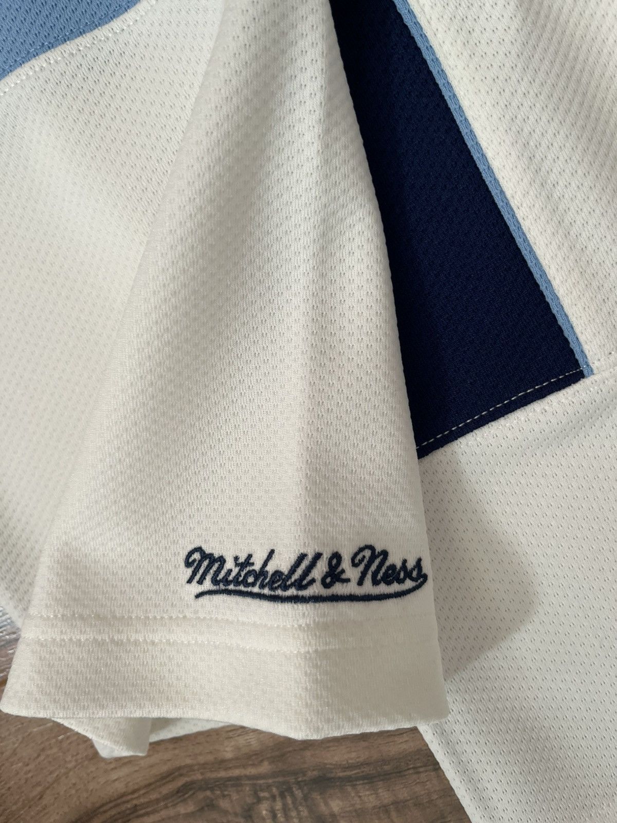 Mitchell & Ness × NCAA × Supreme Supreme Mitchell & Ness NCAA Hockey Jersey Size US XL / EU 56 / 4 - 3 Thumbnail