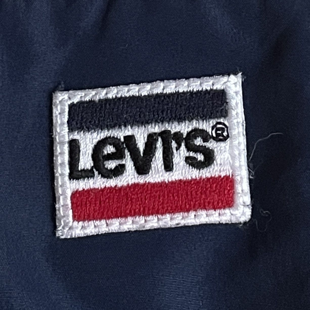 Levi's × Vintage Vintage Brand Levi’s Fur Vest 2000s Size US L / EU 52-54 / 3 - 19 Thumbnail