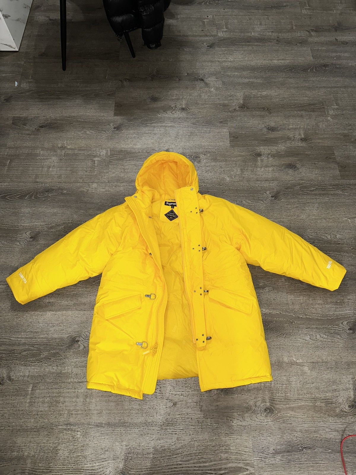Supreme Supreme GORE-TEX 700-FILL Down Clip Parka Yellow Size US S / EU 44-46 / 1 - 3 Thumbnail