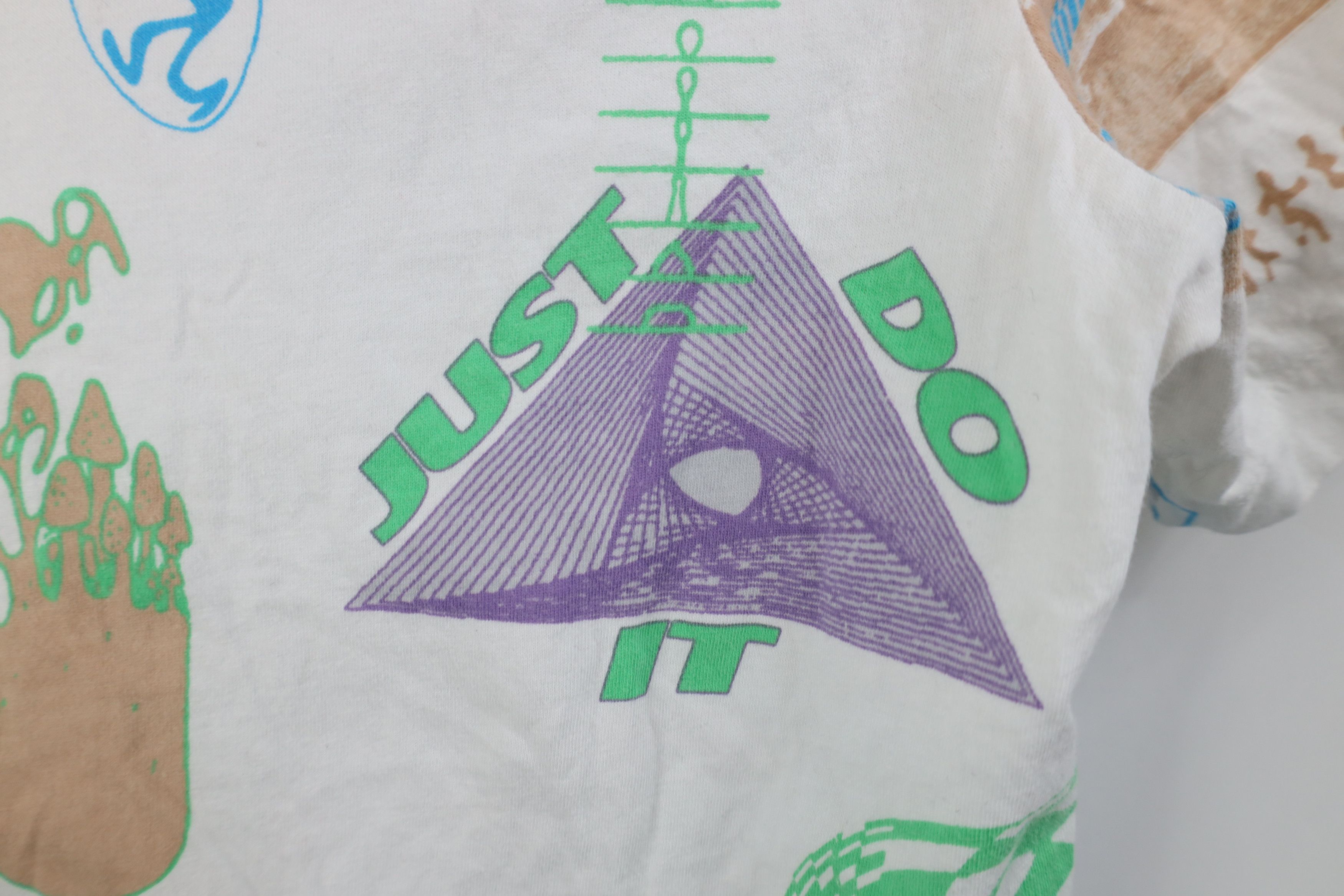 Nike Nike Center Swoosh Festival All Over Print Mushroom T-Shirt Size US L / EU 52-54 / 3 - 6 Thumbnail