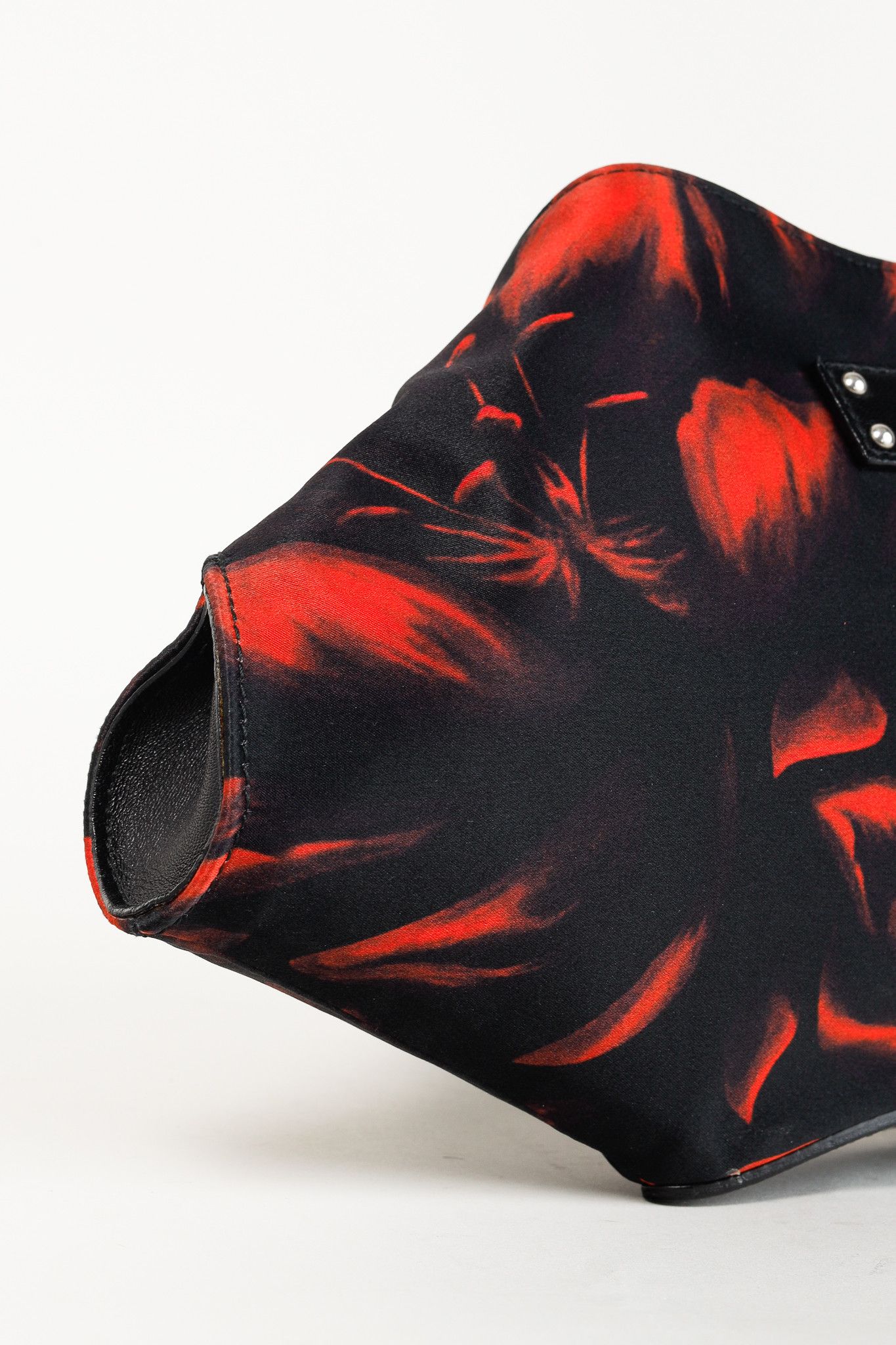 Alexander McQueen Alexander McQueen Floral Mana Clutch Fabric Zip Up Clutch Size ONE SIZE - 10 Thumbnail