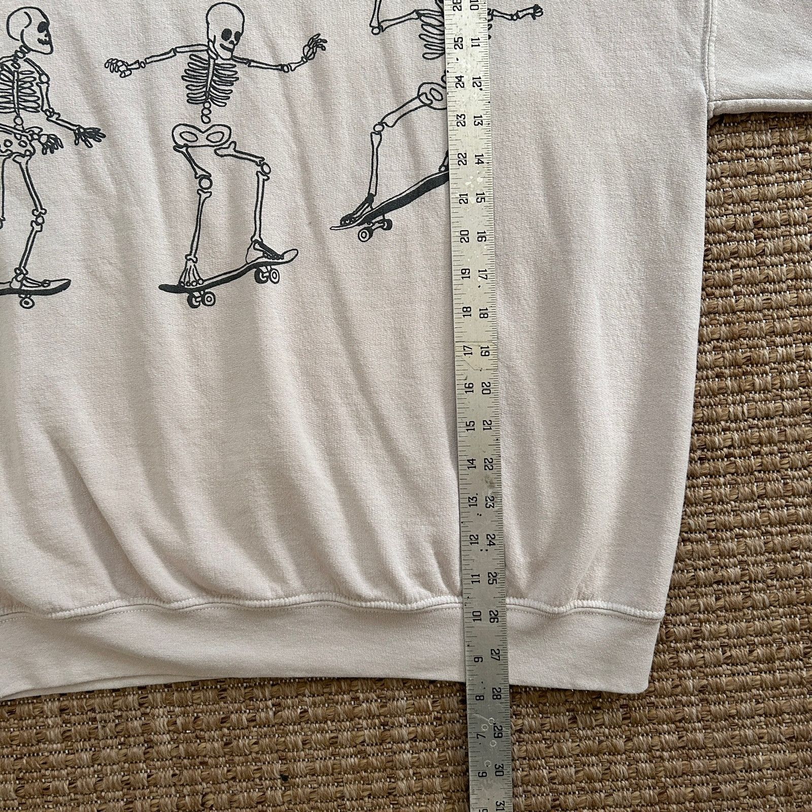 Urban Outfitters UO x Project Social T Skateboard Skeletons Sweatshirt L/XL Size L / US 10 / IT 46 - 4 Thumbnail