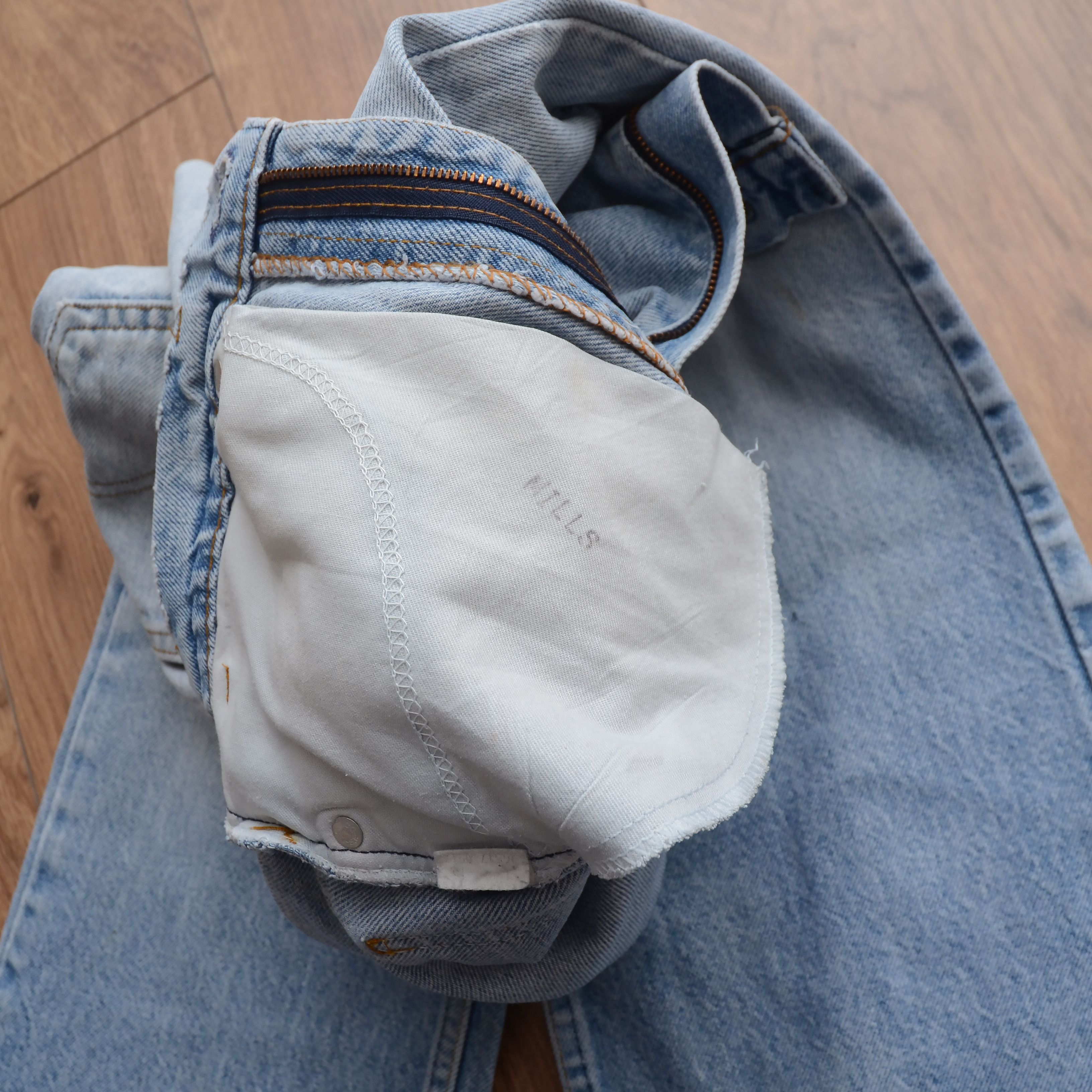 Levi's Vintage Clothing Vintage Rare Levi’s Jeans Blue Thrashed Orange Tab W34 L30 Size US 34 / EU 50 - 16 Thumbnail
