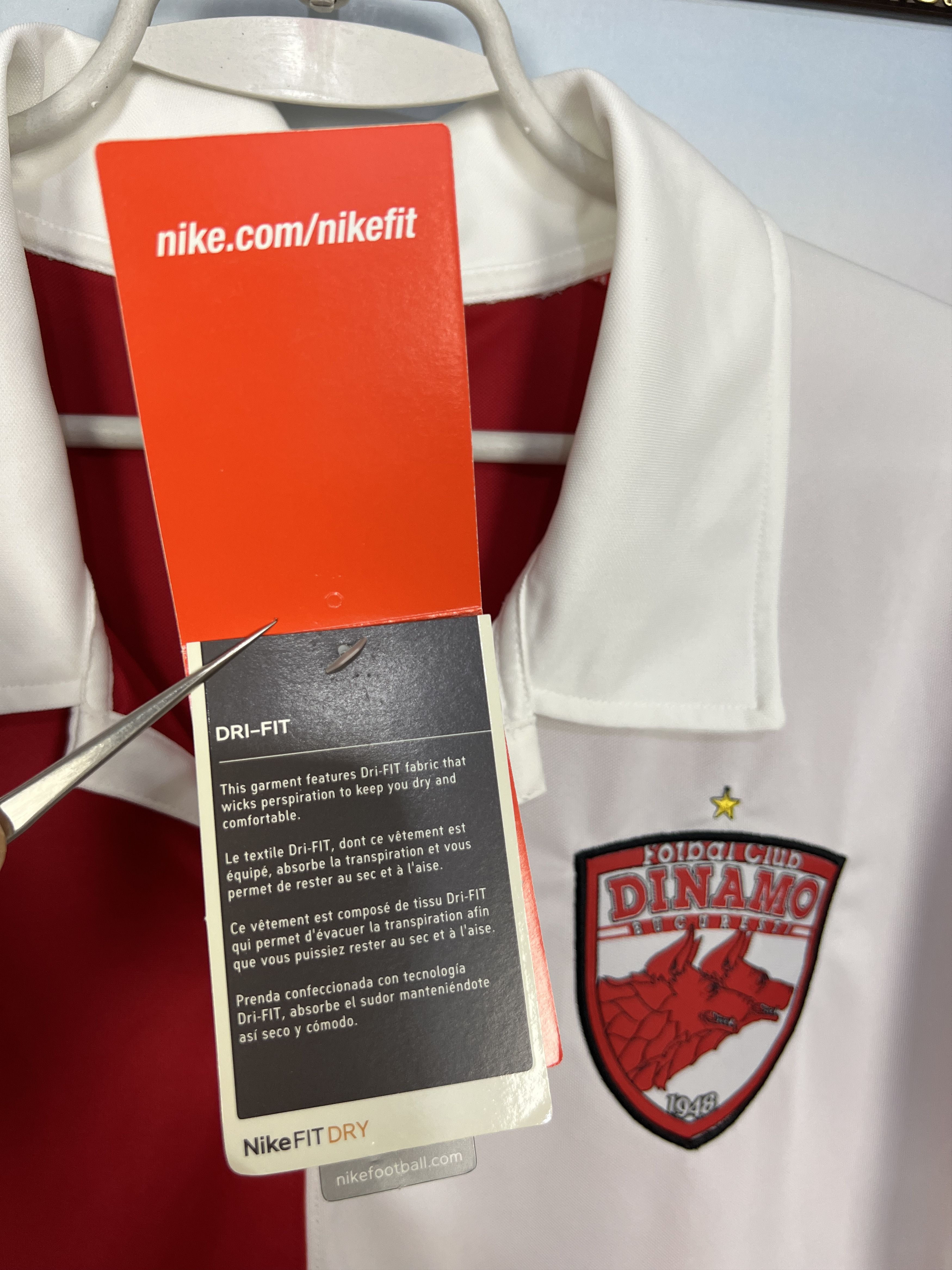 Nike Dynamo Bucharest Home football shirt 2008 Soccer Nike Jersey Size US XL / EU 56 / 4 - 10 Thumbnail