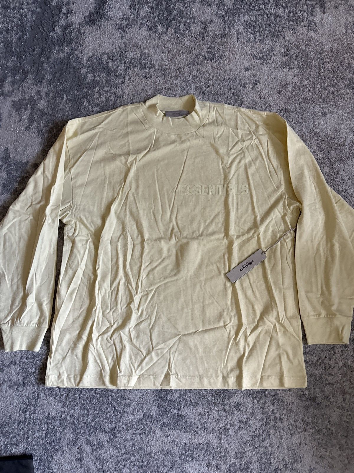 Essentials Canary LS T-shirt Size US XXL / EU 58 / 5 - 3 Thumbnail