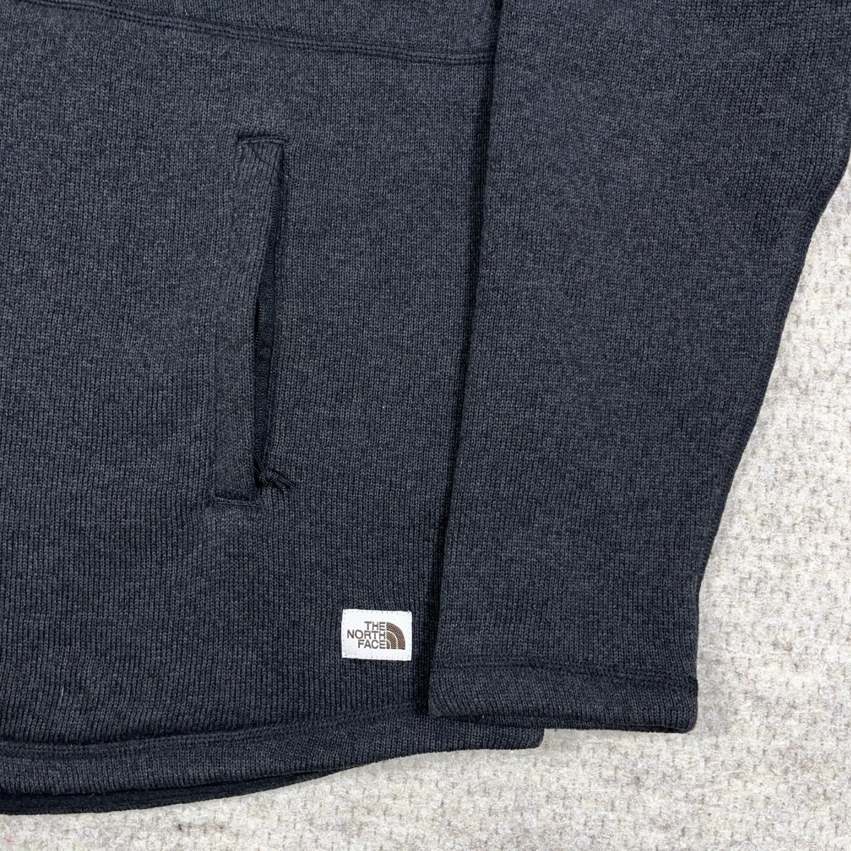 The North Face The North Face Sweater Women Large Gray Crescent Hoodie Pullover 1/2 Zip All Seasons Lightweight Fleece Size L / US 10 / IT 46 - 5 Thumbnail