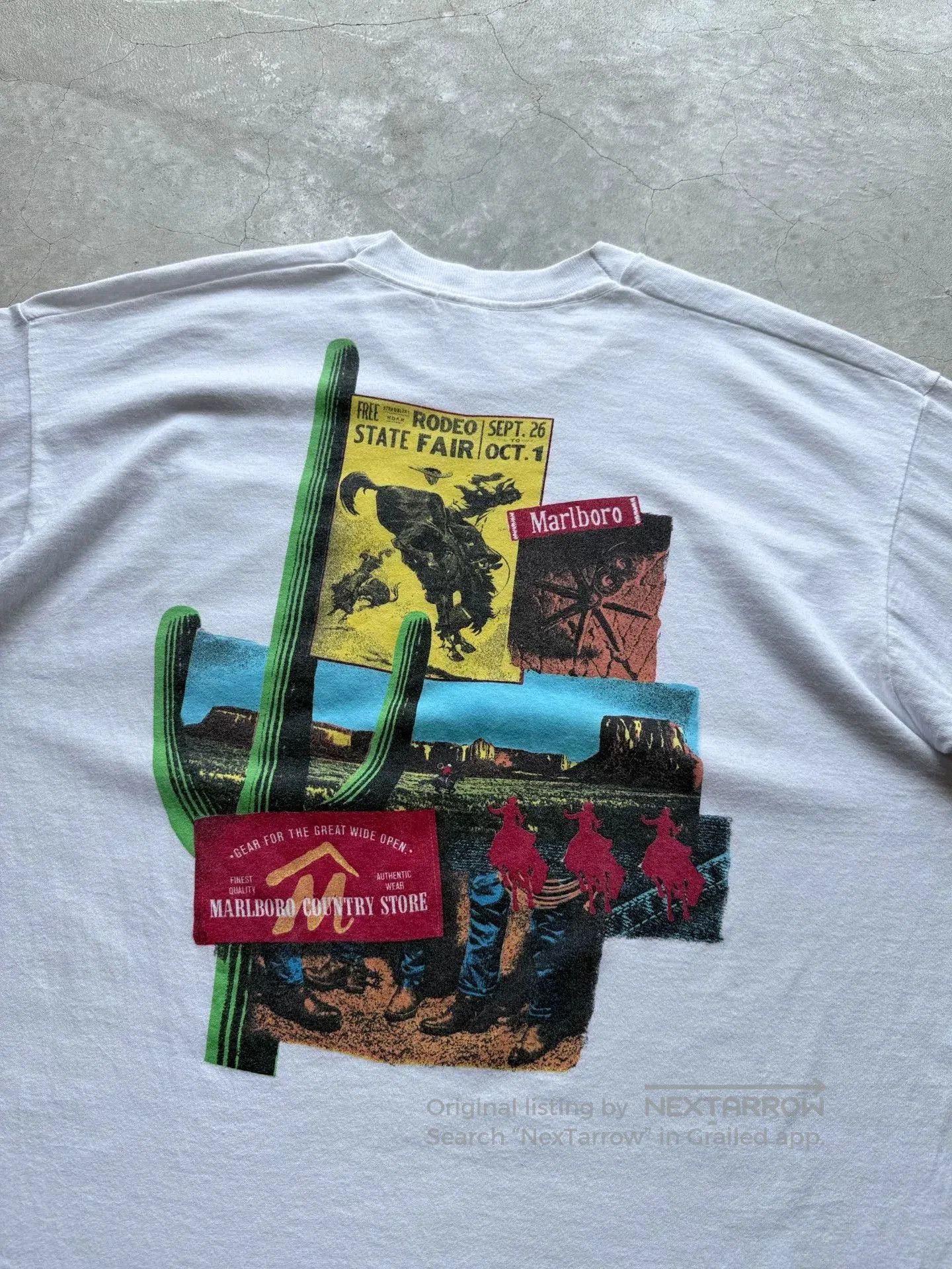 Vintage Vintage 90s Marlboro Pocket Tee. Size US XL / EU 56 / 4 - 6 Thumbnail